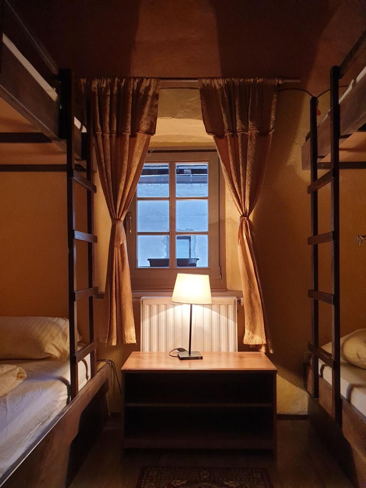 One-Bedroom Apartment (4 Adults) - Photo 12