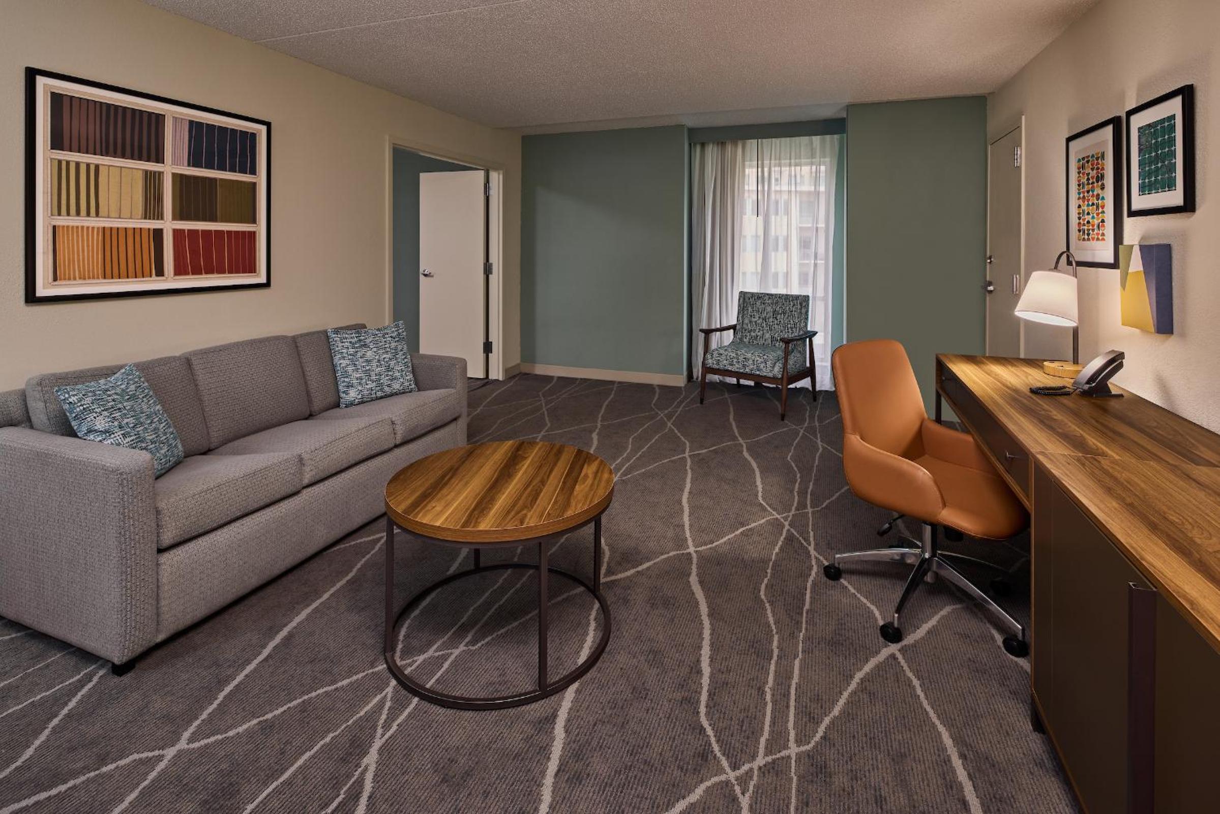 One-Bedroom King Suite - Top Floor photo 1