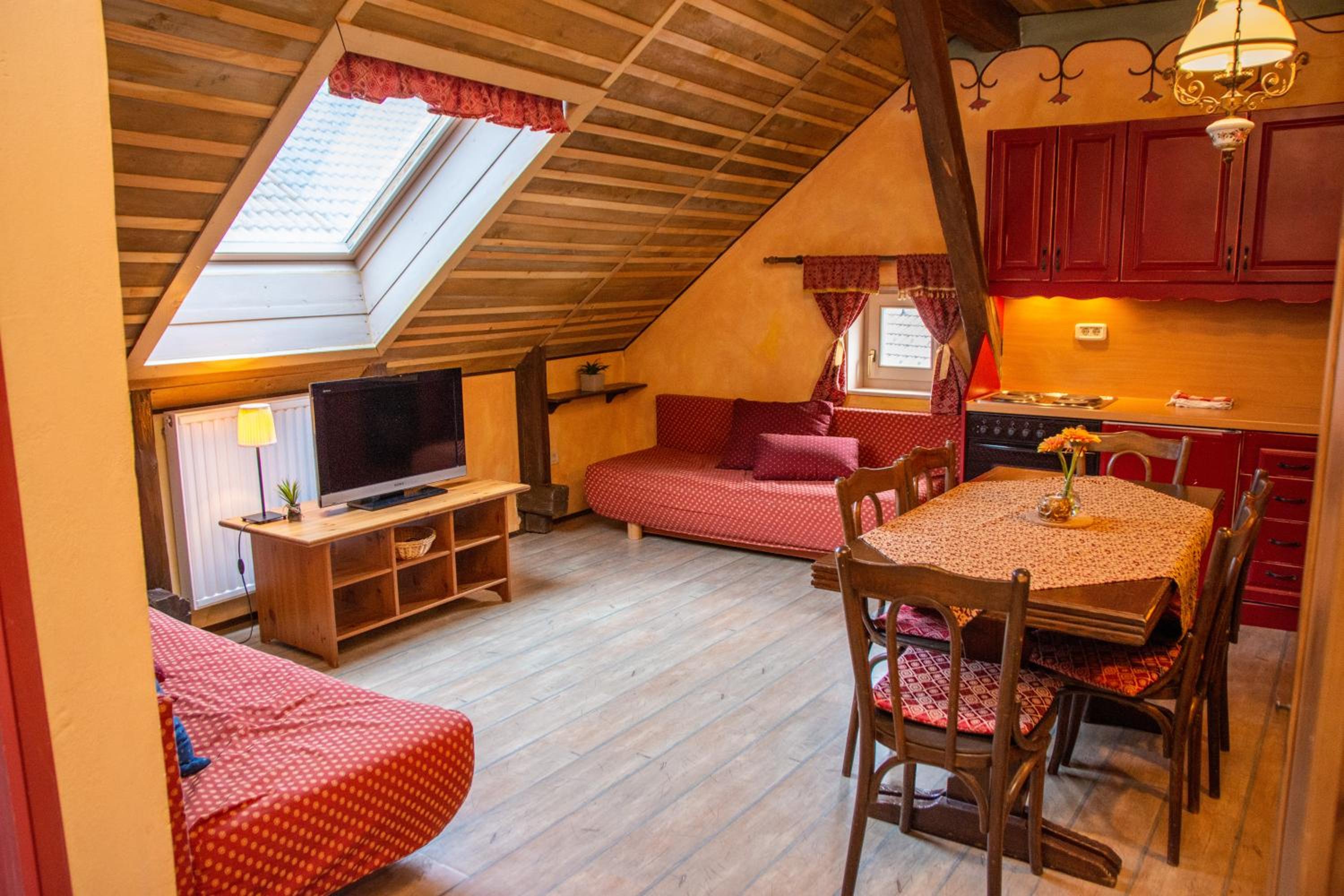 One-Bedroom Apartment (4 Adults) - Photo 2