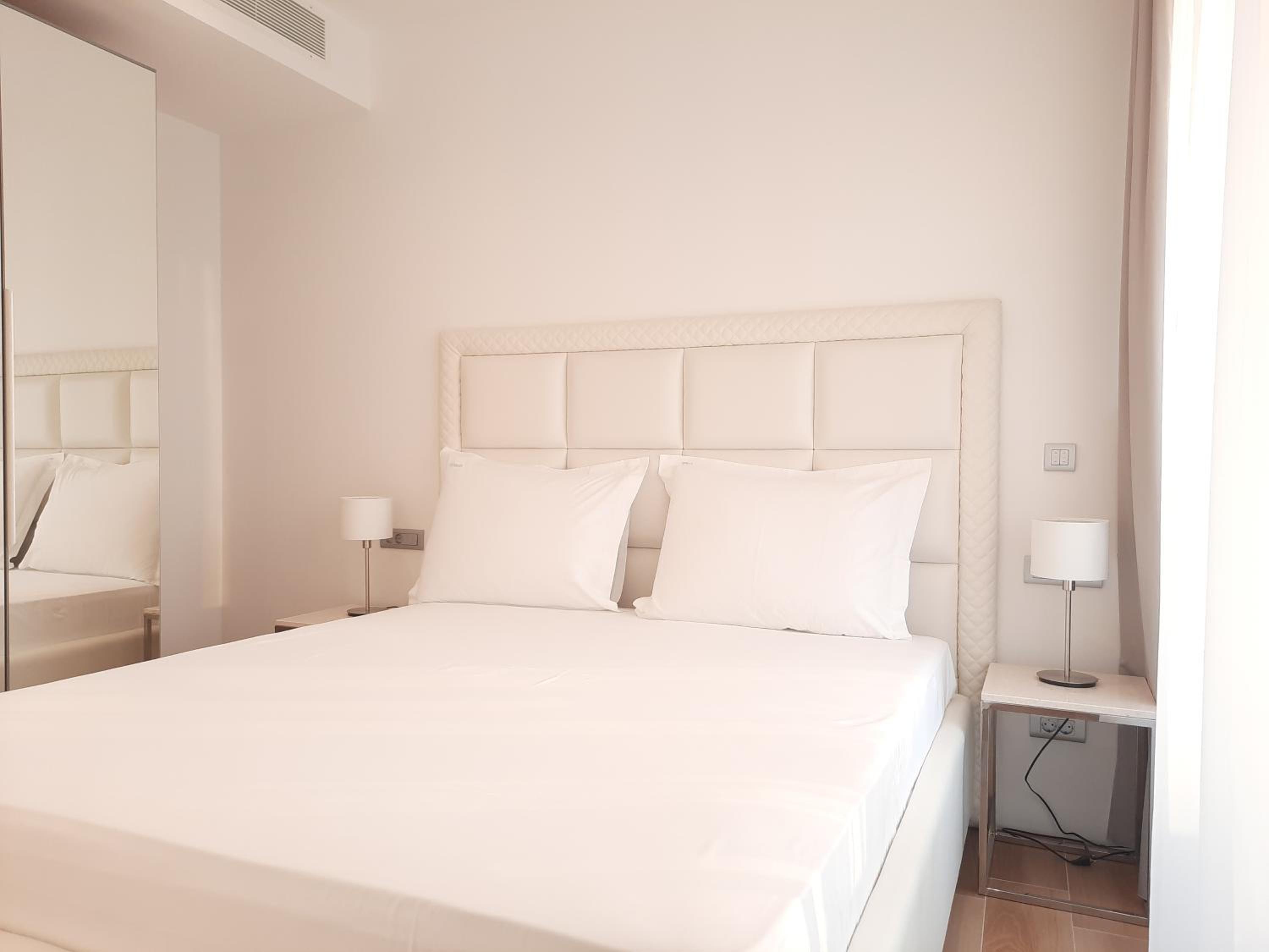 Superior Suite with Sea View - Photo 2