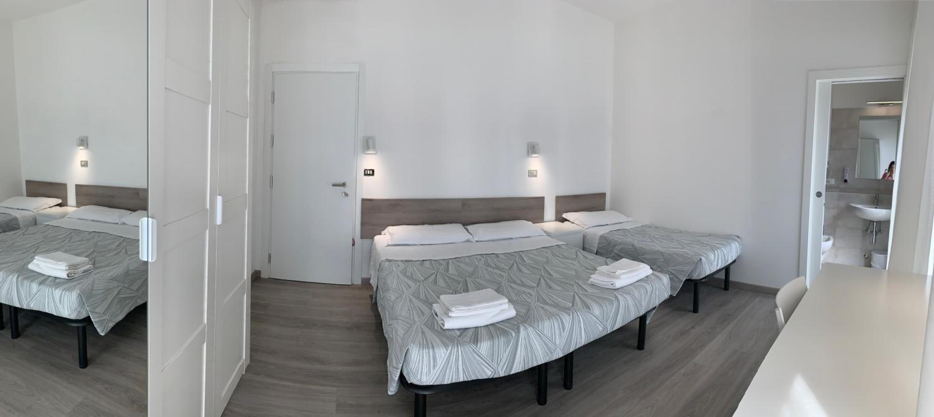 Superior Triple Room - Photo 18