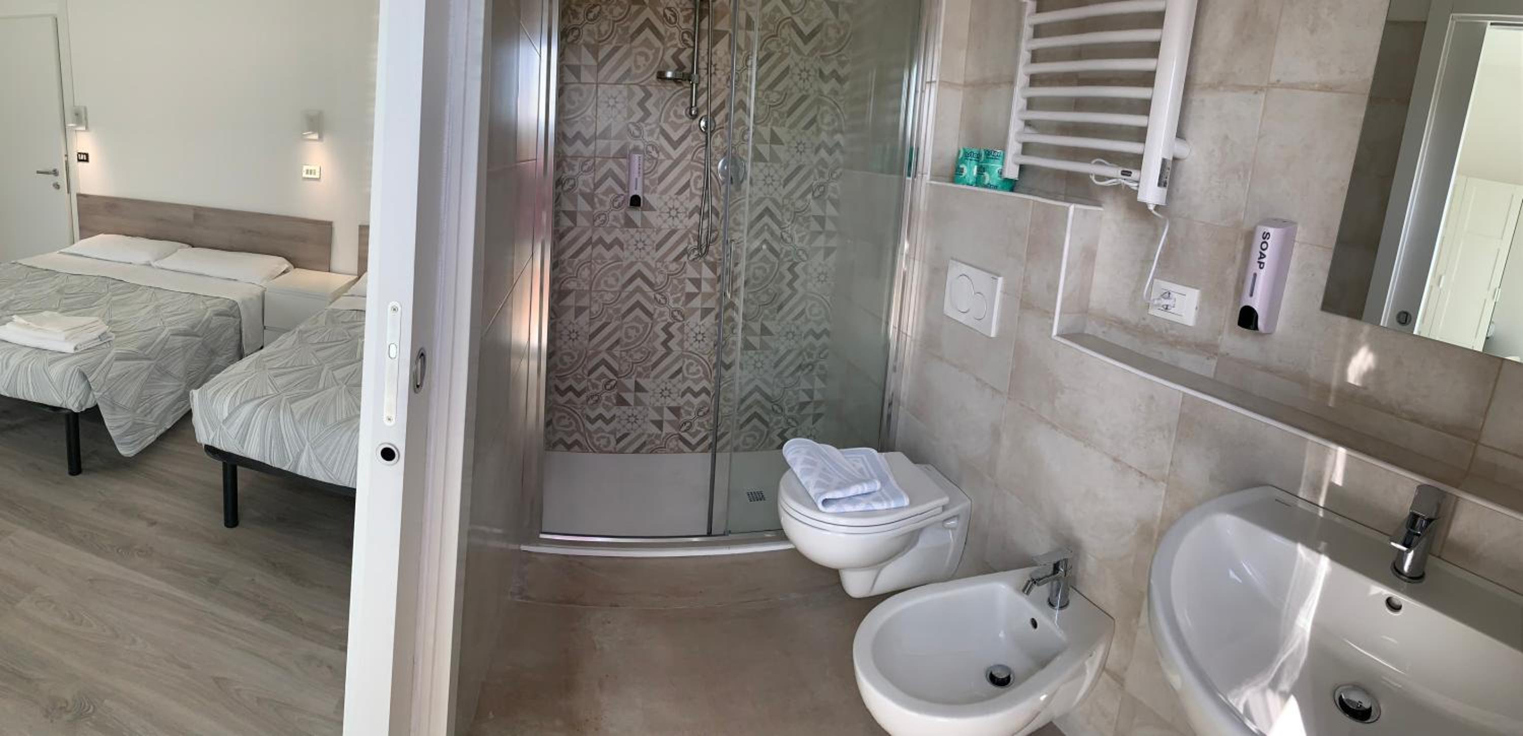 Superior Triple Room - Photo 2