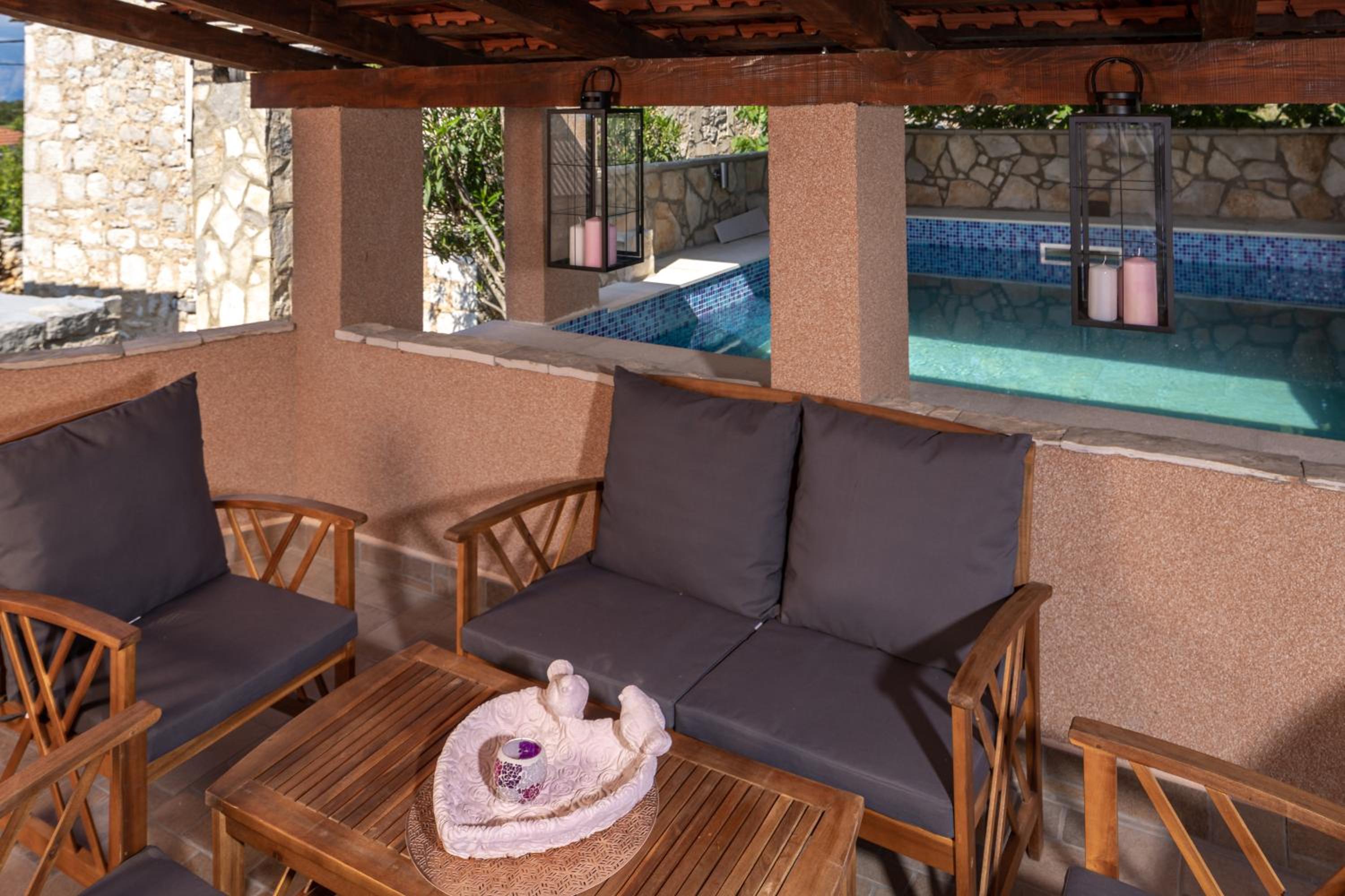Three-Bedroom Villa photo 2