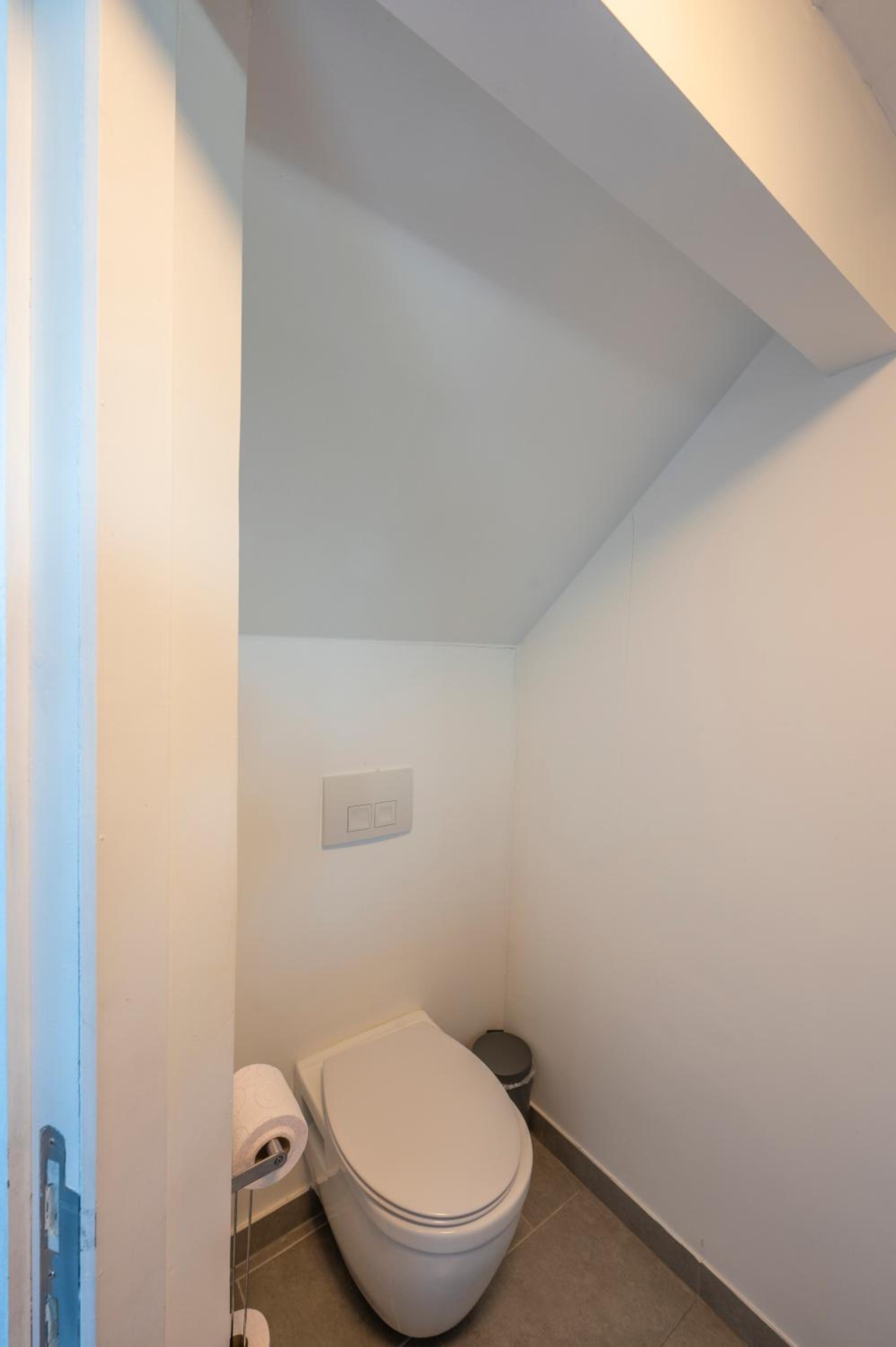 One-Bedroom Apartment - Photo 21