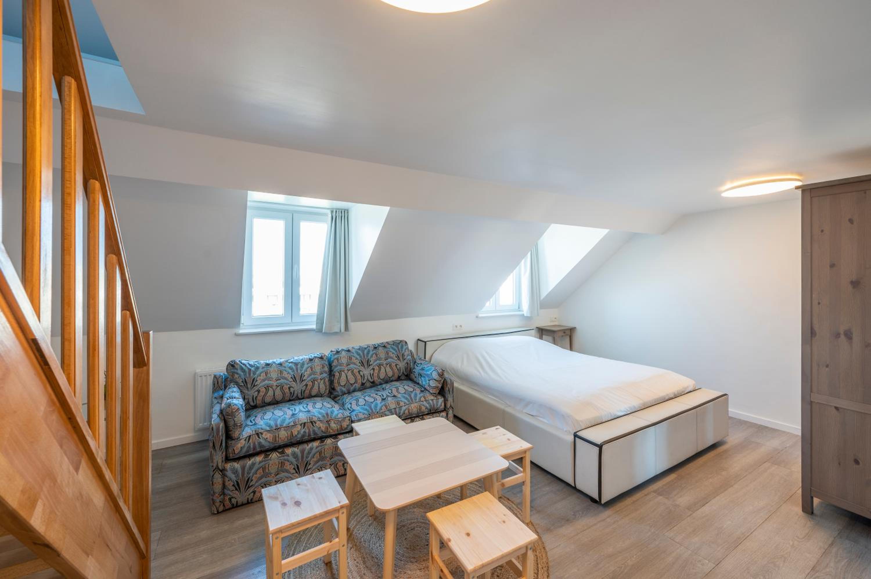 One-Bedroom Apartment - Photo 3