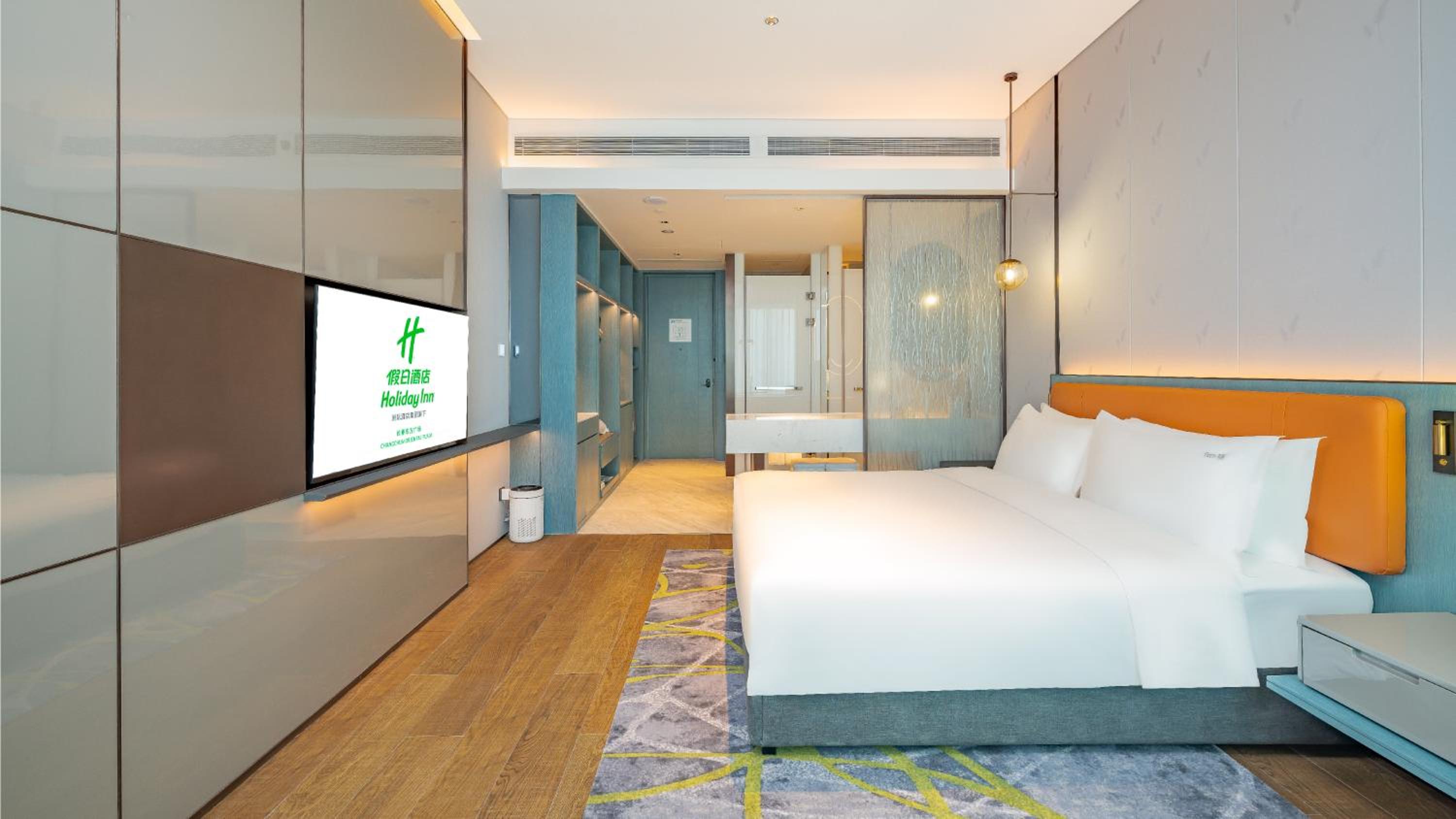 Standard King Room - Accessible photo 2