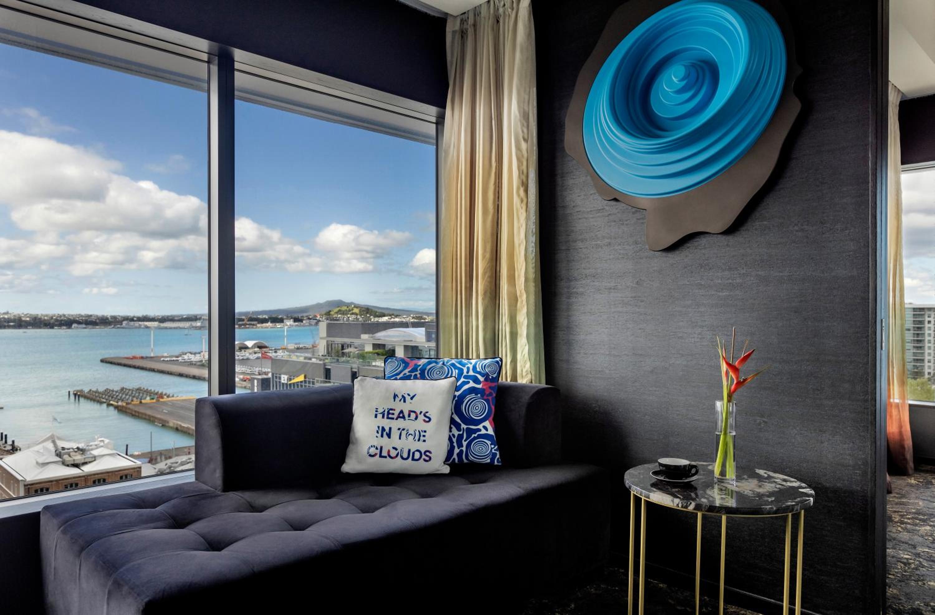 Atelier Signature Suite with One King Bed (Non Smoking) thumbnail 5