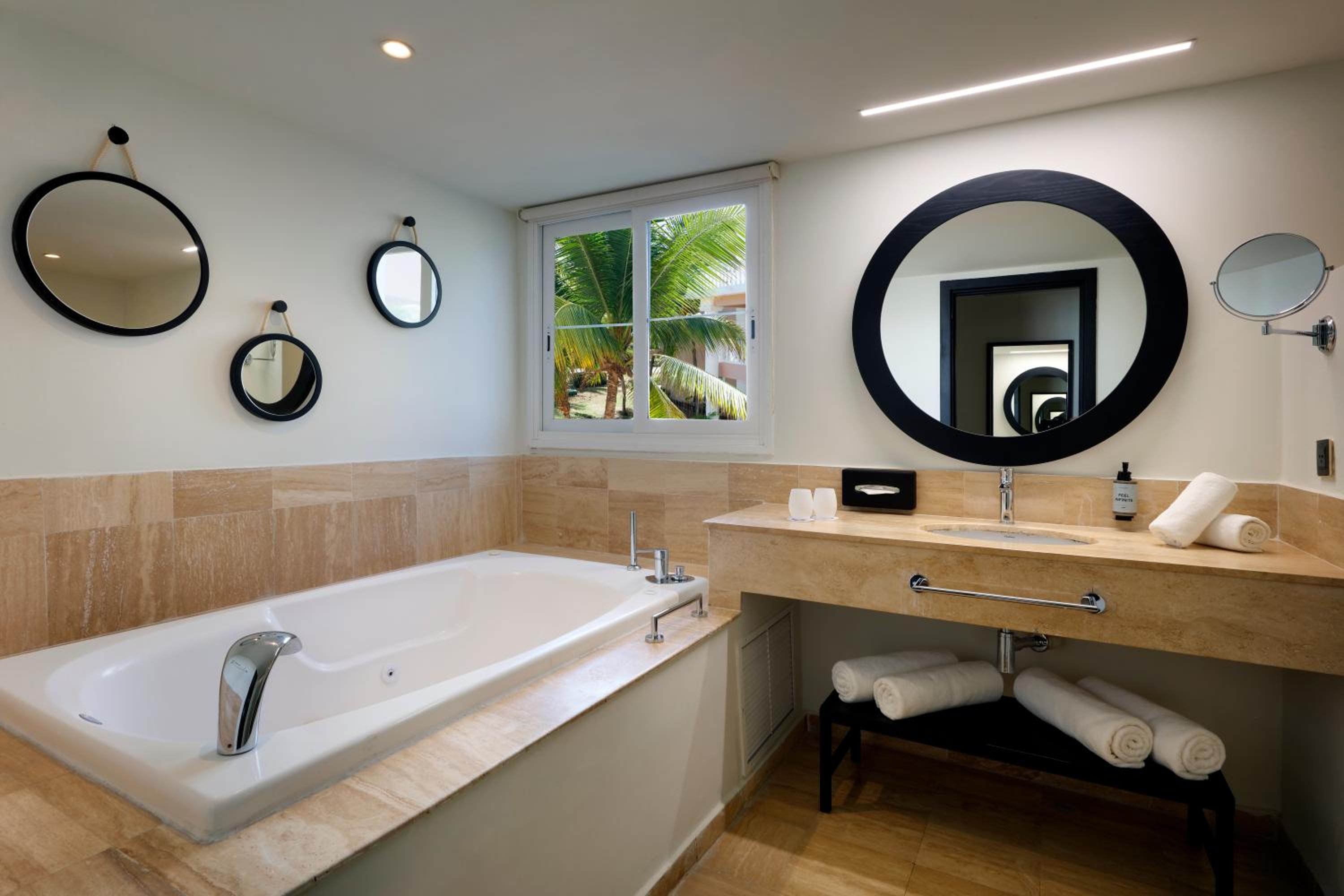 Junior Suite, Garden View