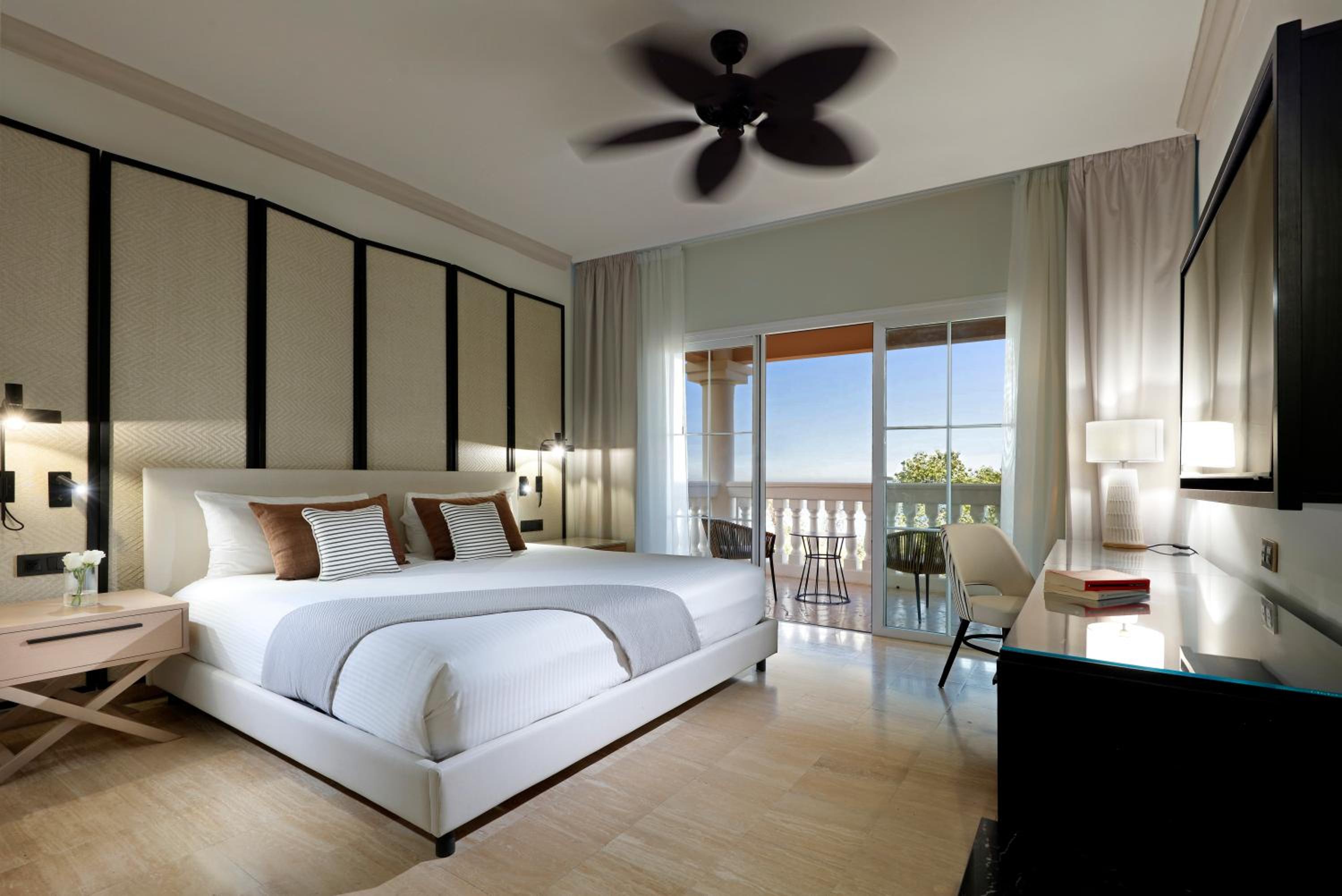 Suite Oceanfront View