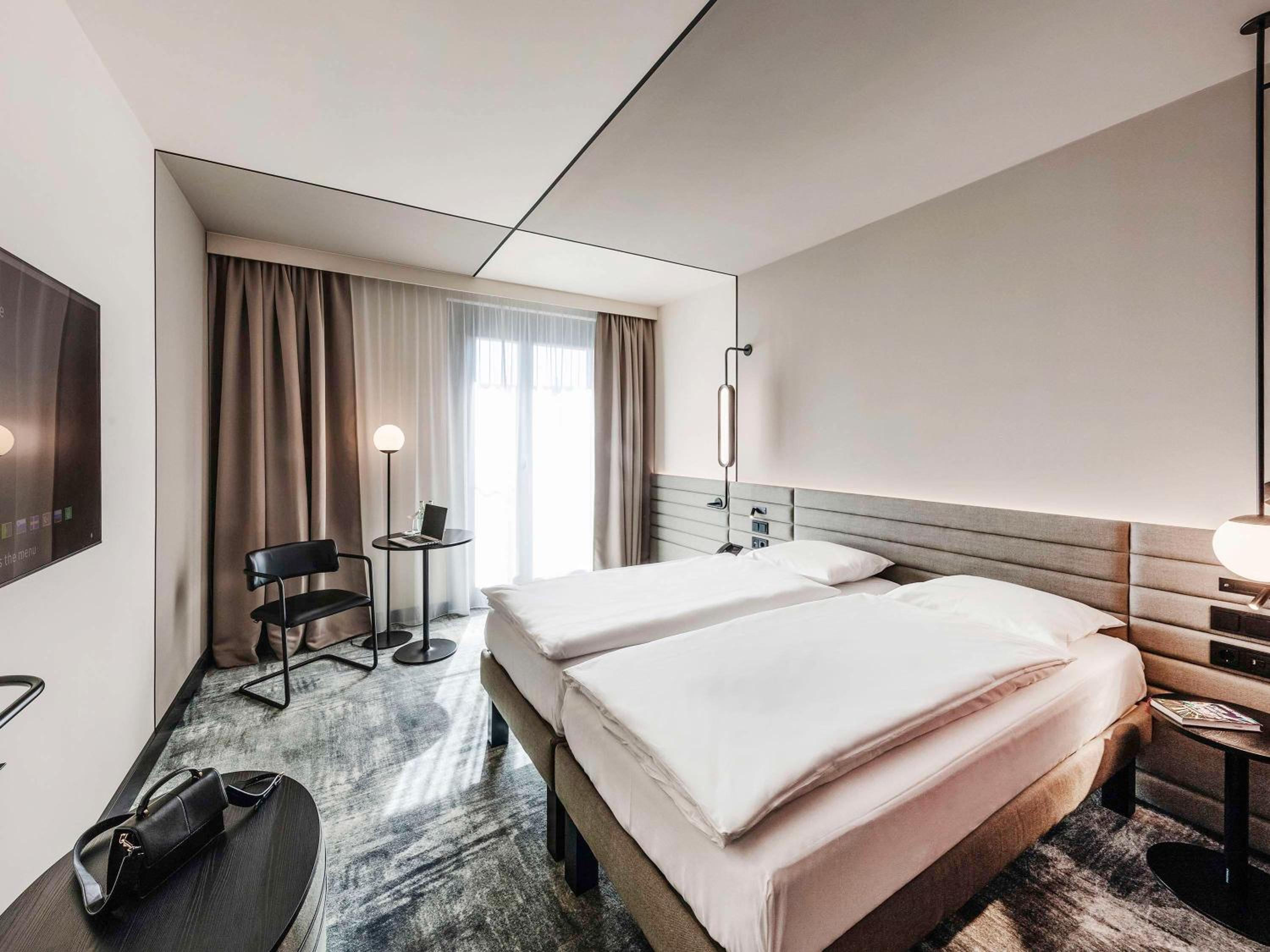 Superior King Room (with two separate mattresses) - Photo 1