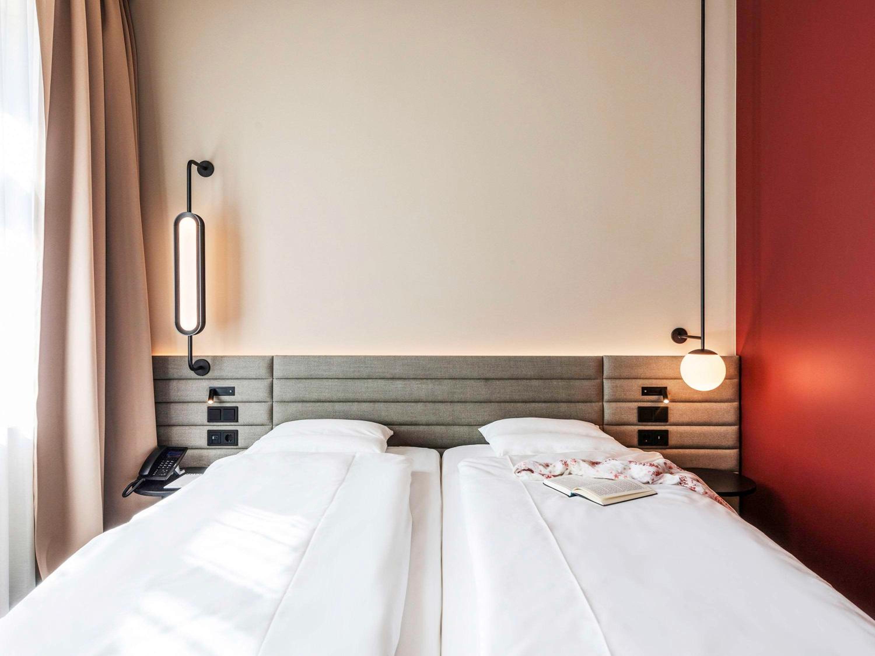 Executive King Room (with two separate mattresses) - Photo 5