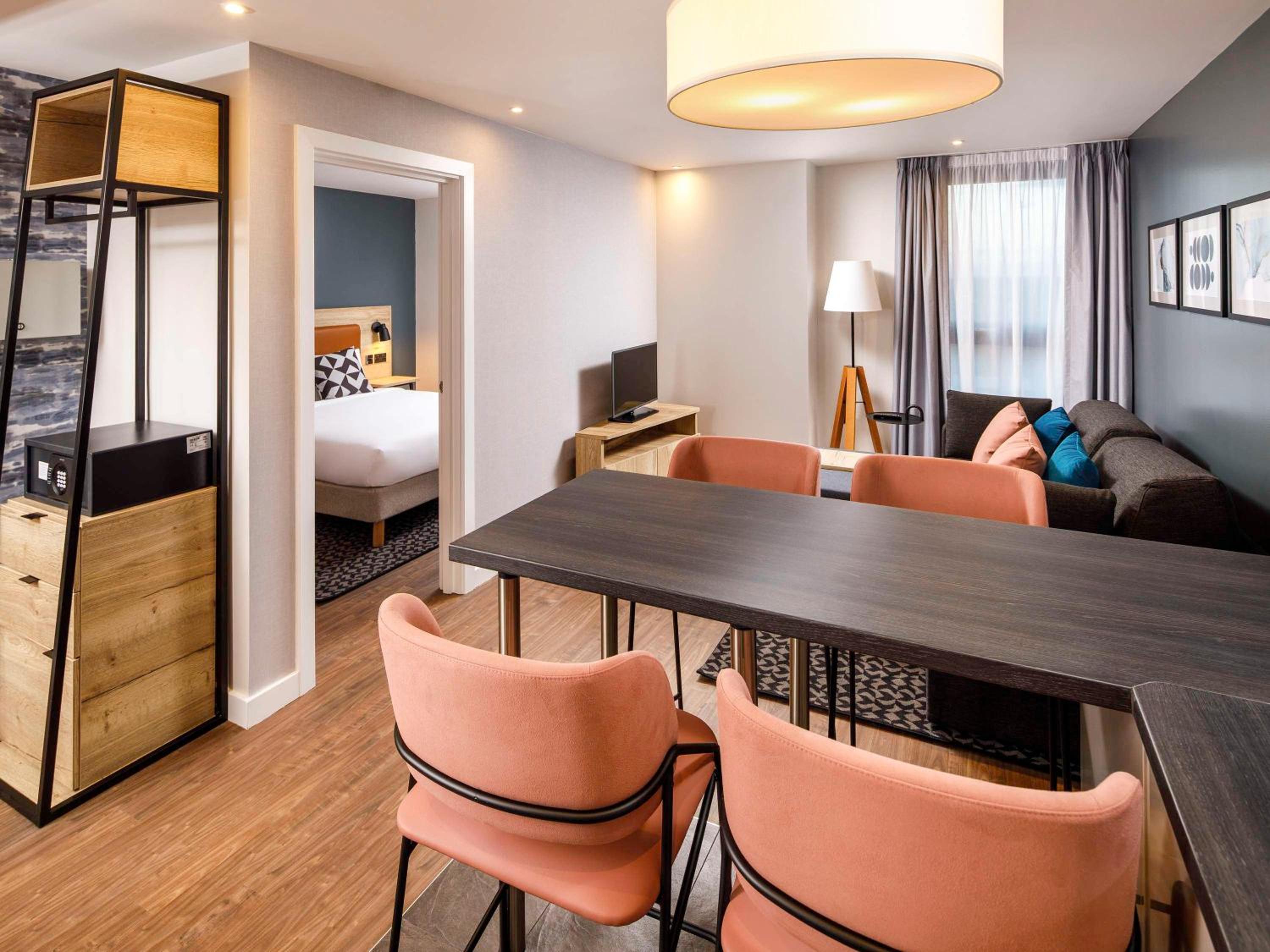 One-Bedroom Apartment - Photo 9