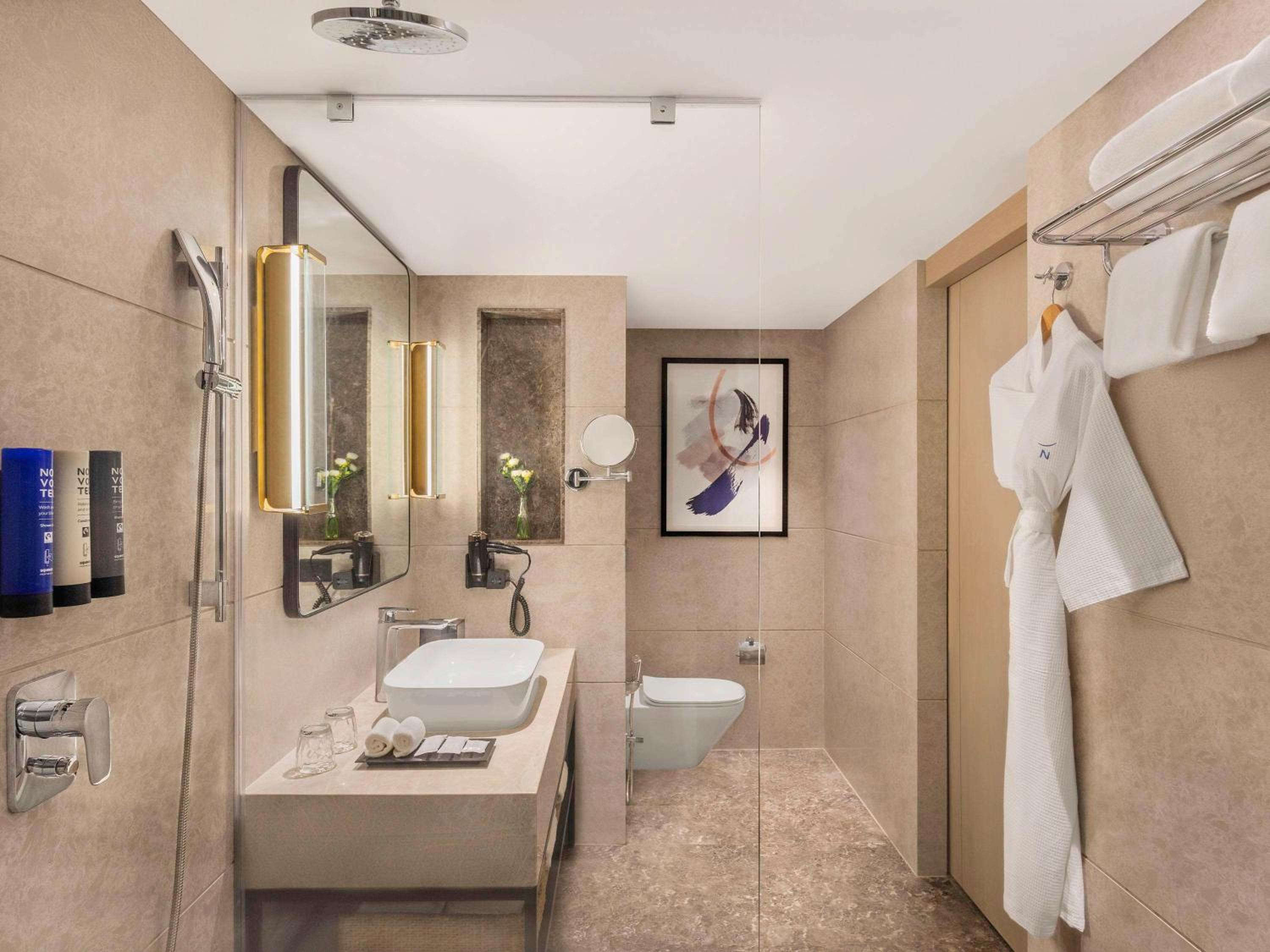 Standard Twin Room with 1+1 Happy Hours from 5pm to 7 pm on select beverages , 20% Discount on Spa on select packages, Laundry, and Food & Soft Beverages thumbnail 5