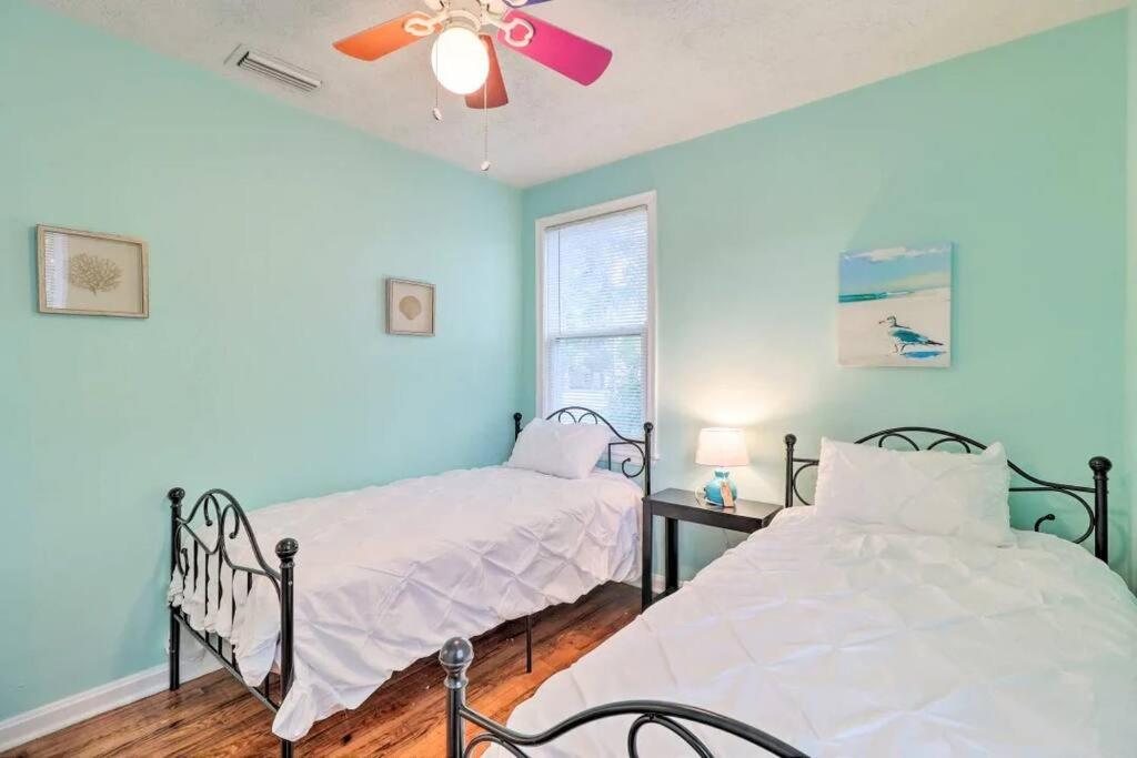 Three-Bedroom House photo 2