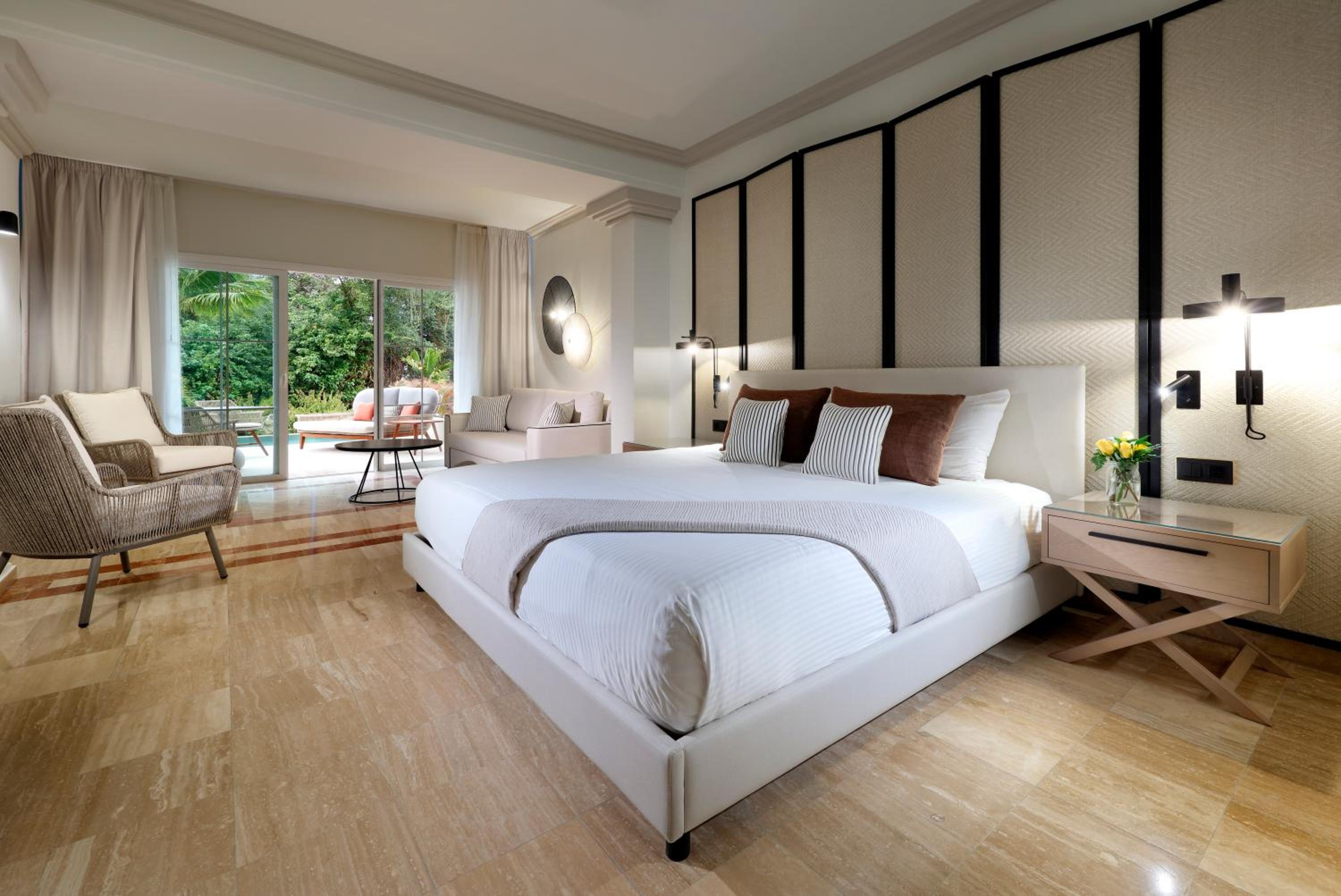 Superior Junior Suite Private Pool Beachside
