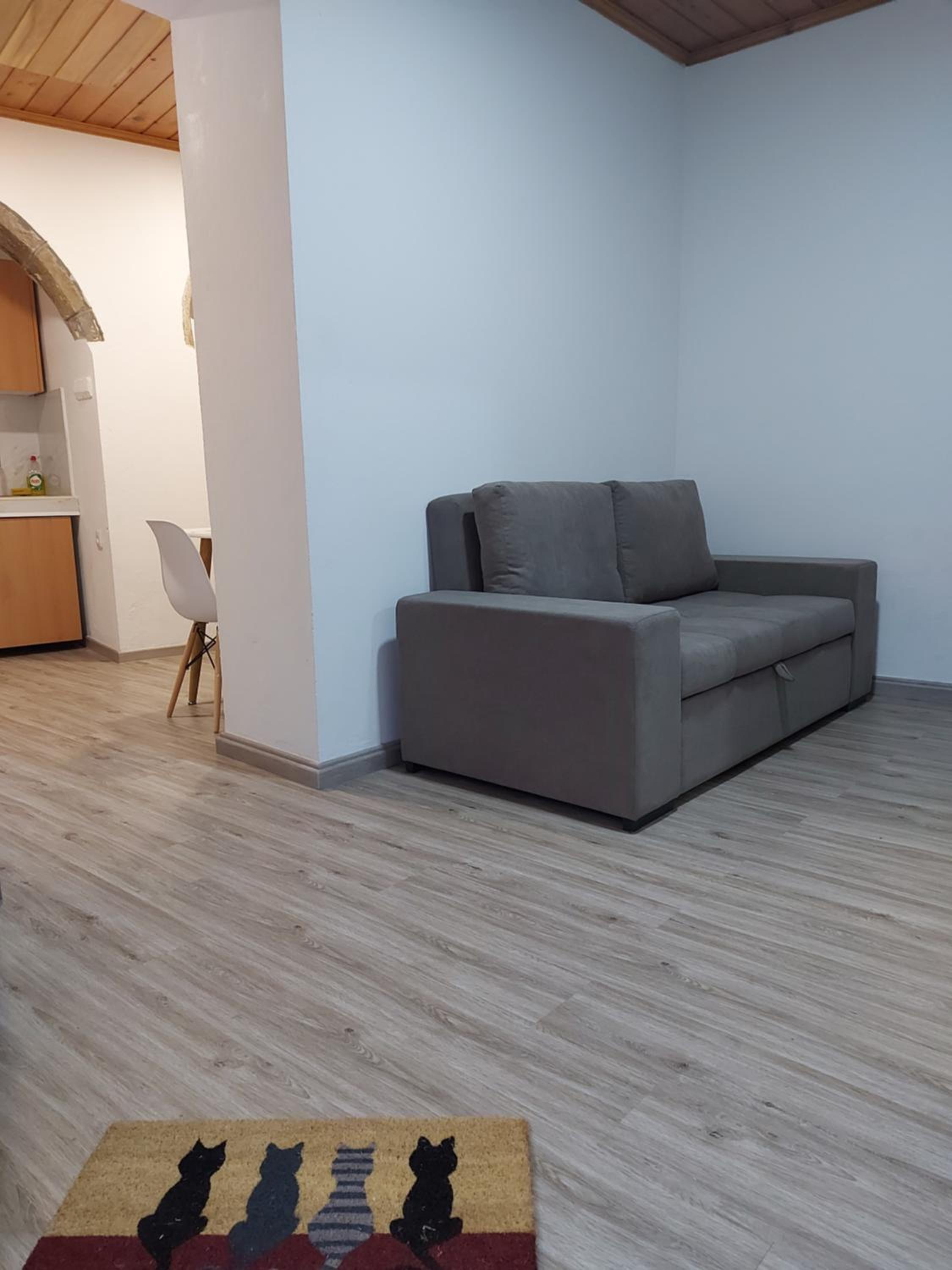 One-Bedroom House photo 1
