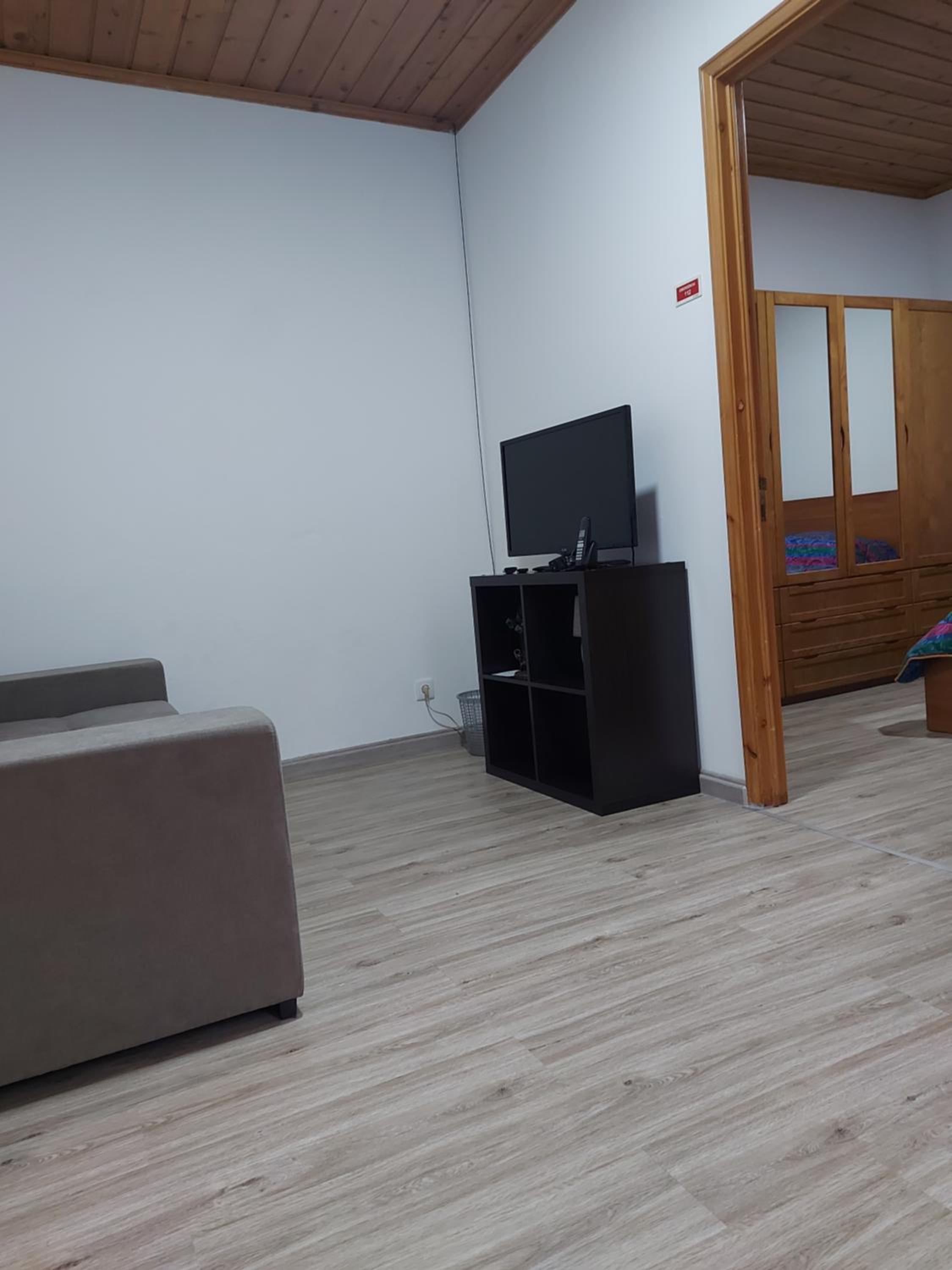 One-Bedroom House photo 3