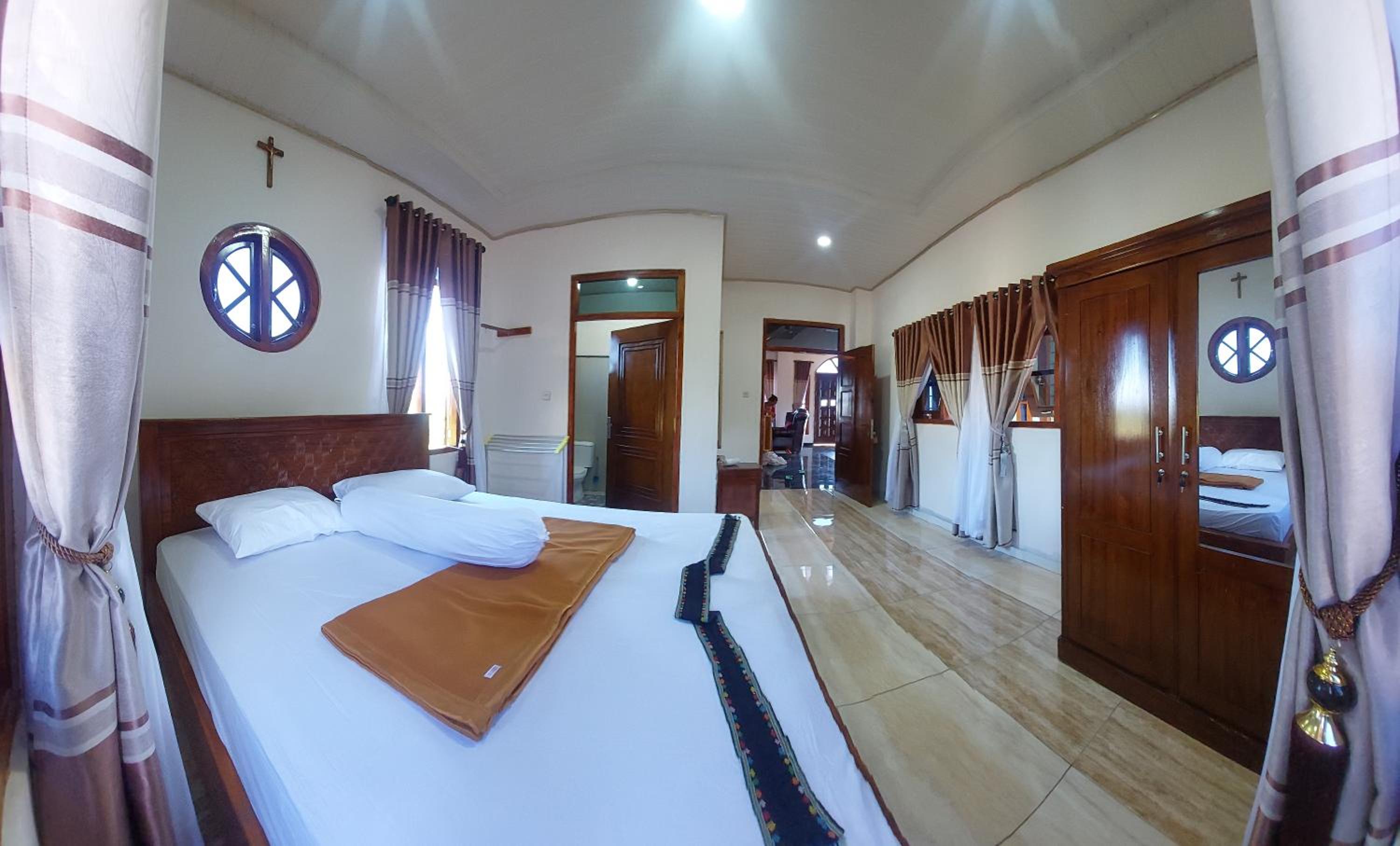 Double Room with Private Bathroom photo 1