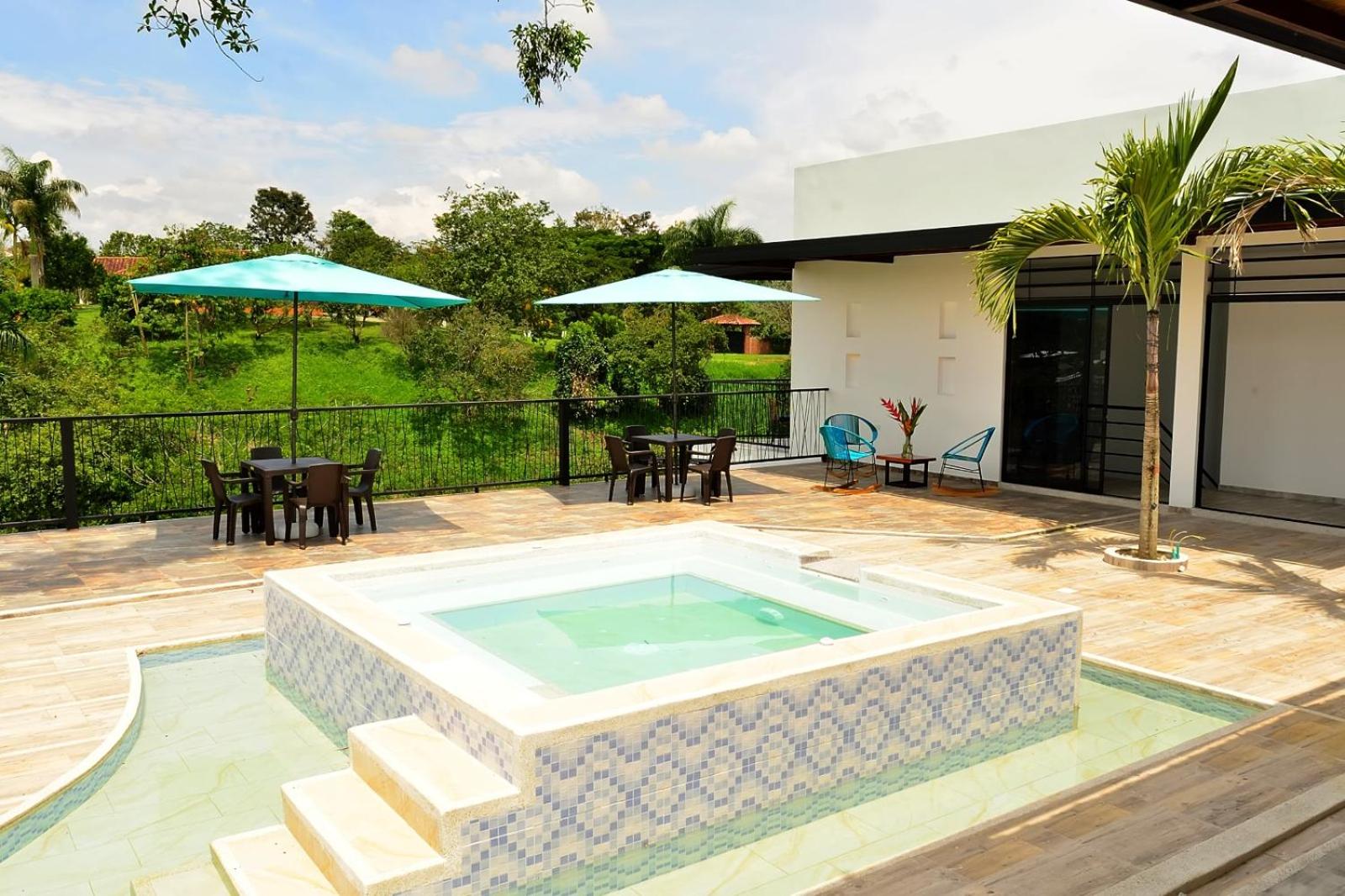 Villa photo 3
