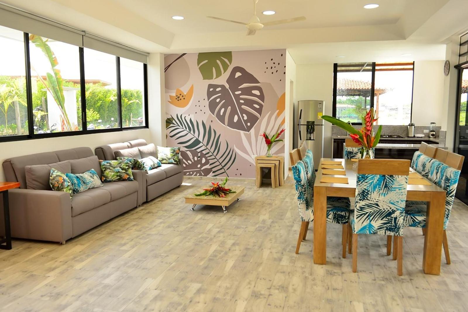 Villa photo 1