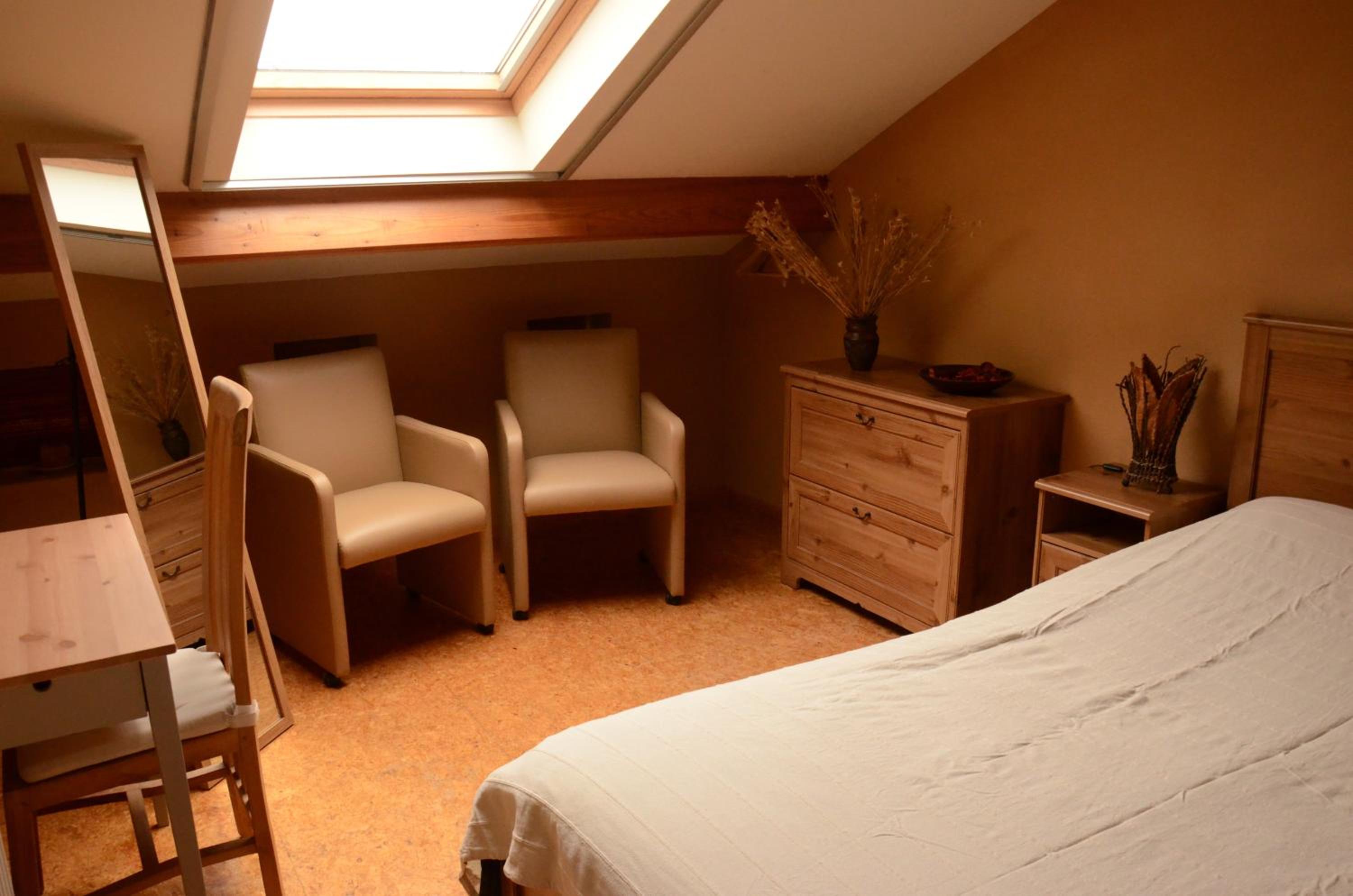 Budget Double Room photo 2