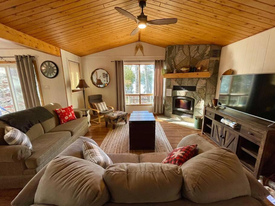 Three-Bedroom House photo 1