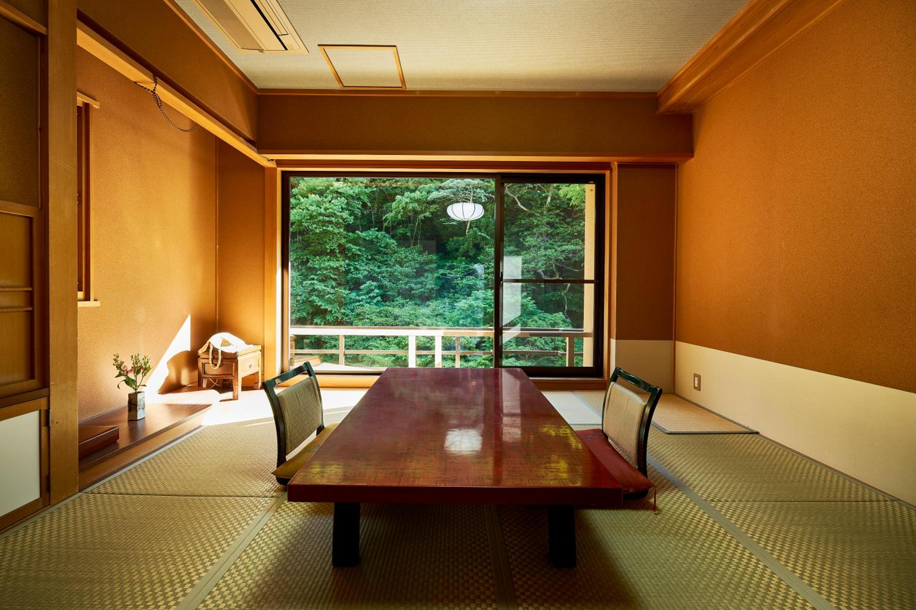 Japanese-Style Standard Room with Open-Air Bath - Photo 9