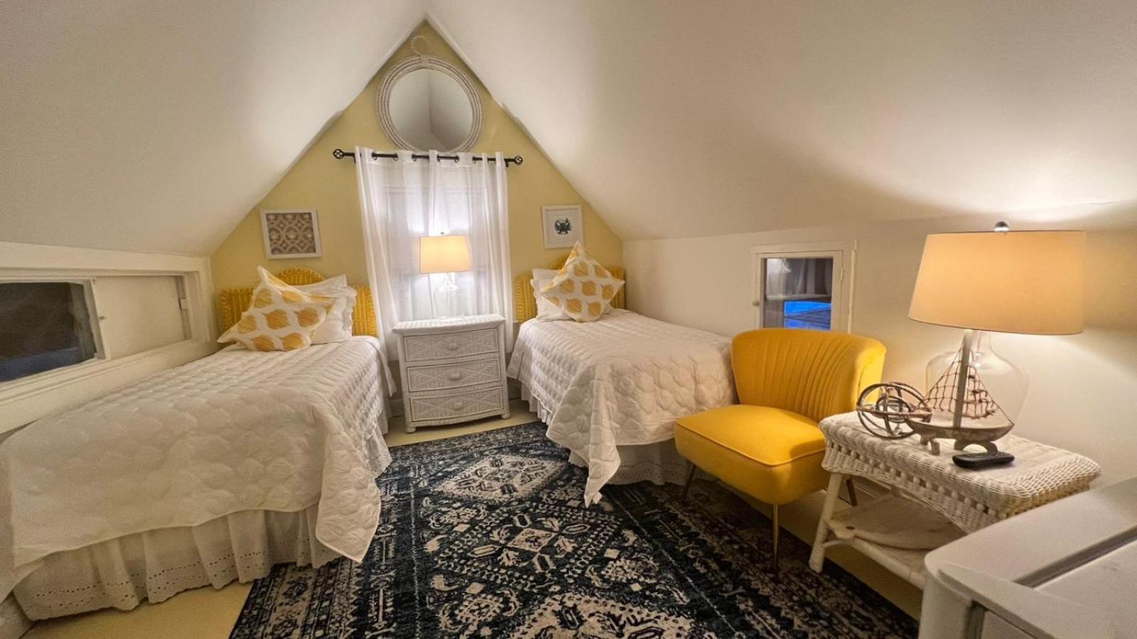 Twin Room