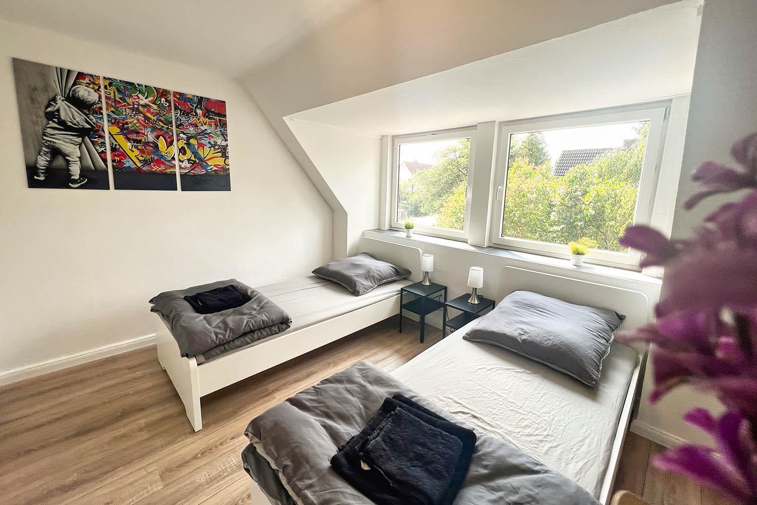 One-Bedroom Apartment photo 1