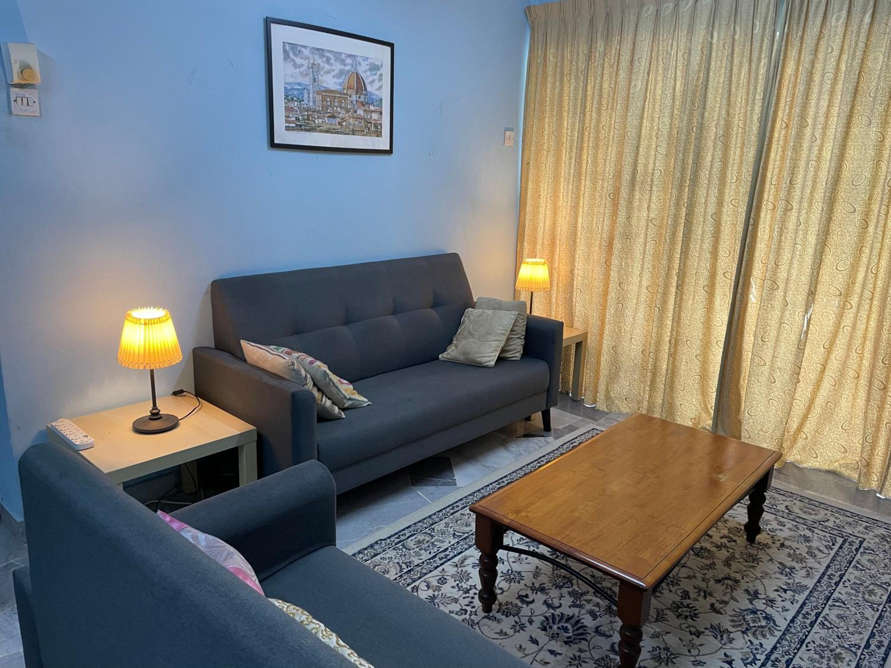 Three-Bedroom Apartment photo 2