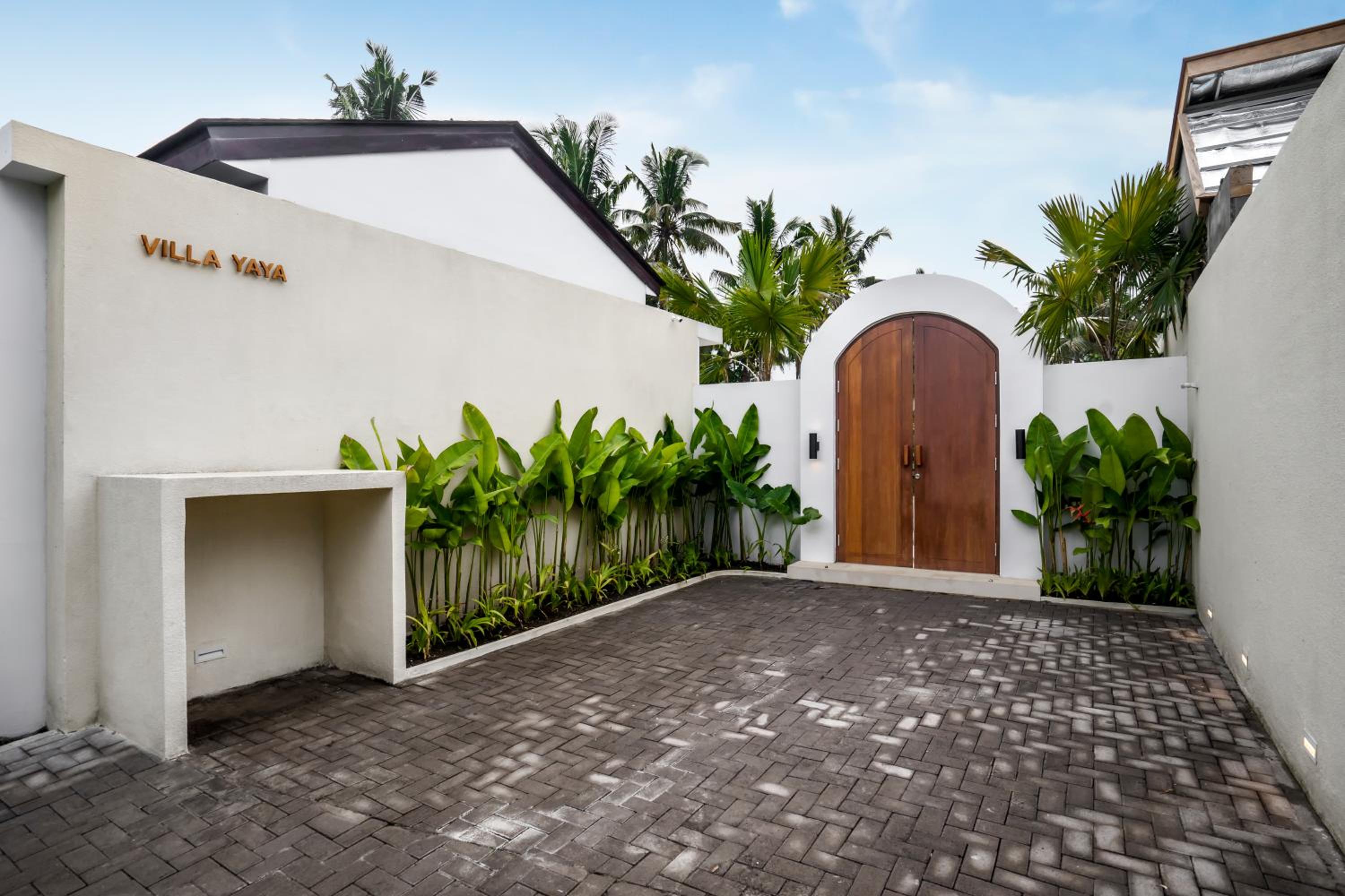 Three-Bedroom Villa - Photo 29