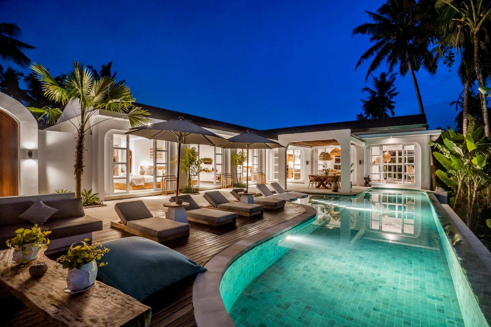 Three-Bedroom Villa - Photo 28