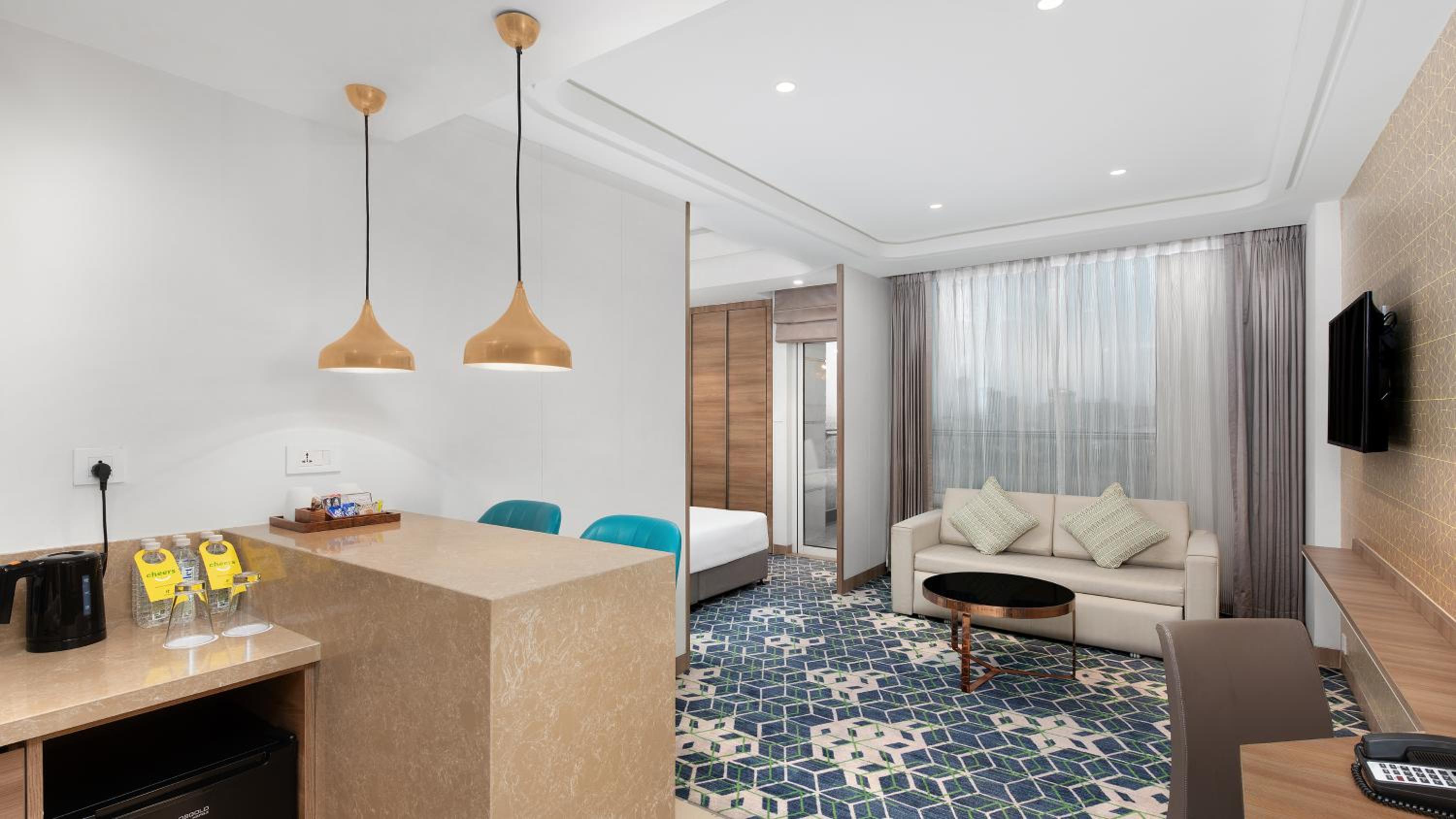 One-Bedroom Suite with Kitchenette with 25% discount on F&B, Spa and Laundry, Enjoy Buy One Get One at Viva Bar during Happy Hours (12 noon to 06:00 PM) - Photo 1