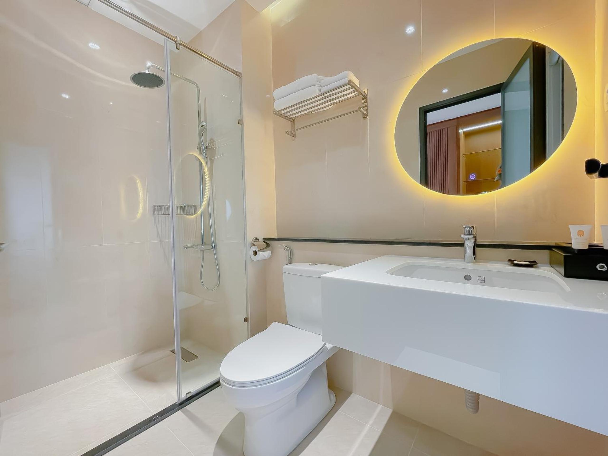 Superior Twin Room - Photo 11