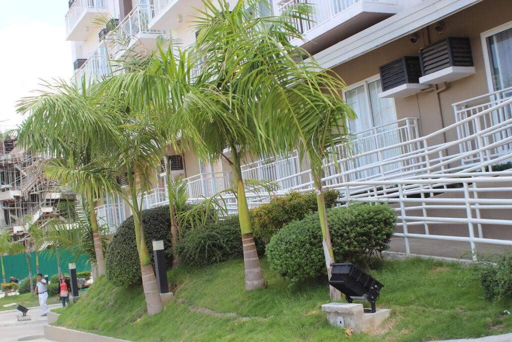 Studio with Balcony - Photo 25