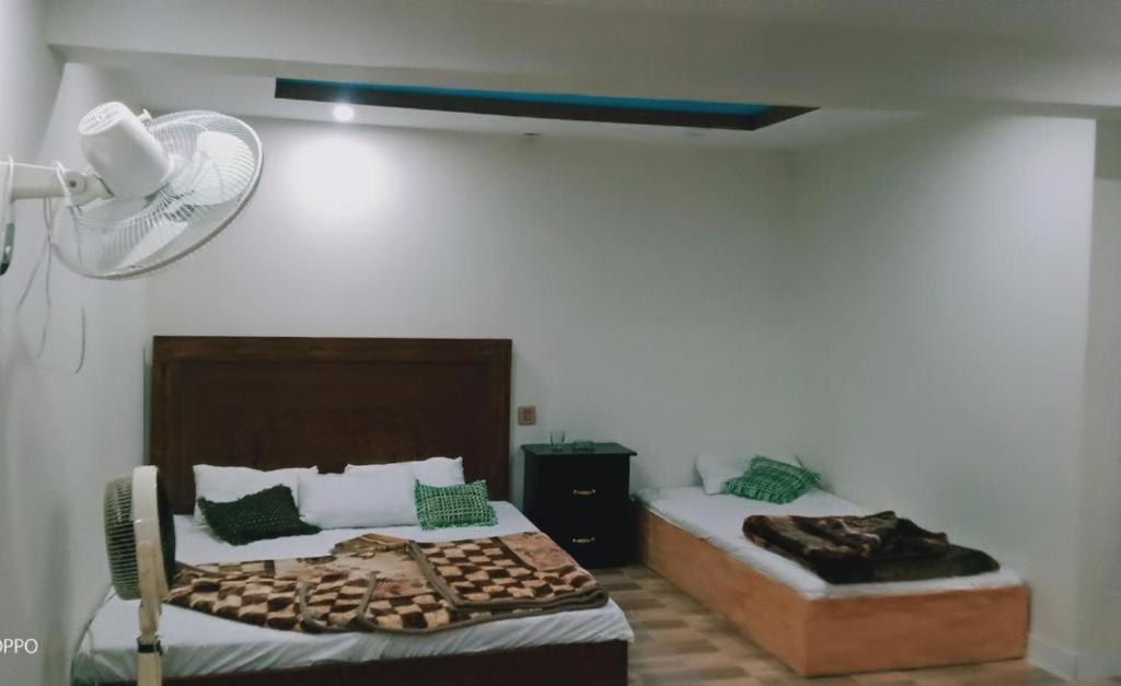 Basic Triple Room photo 1