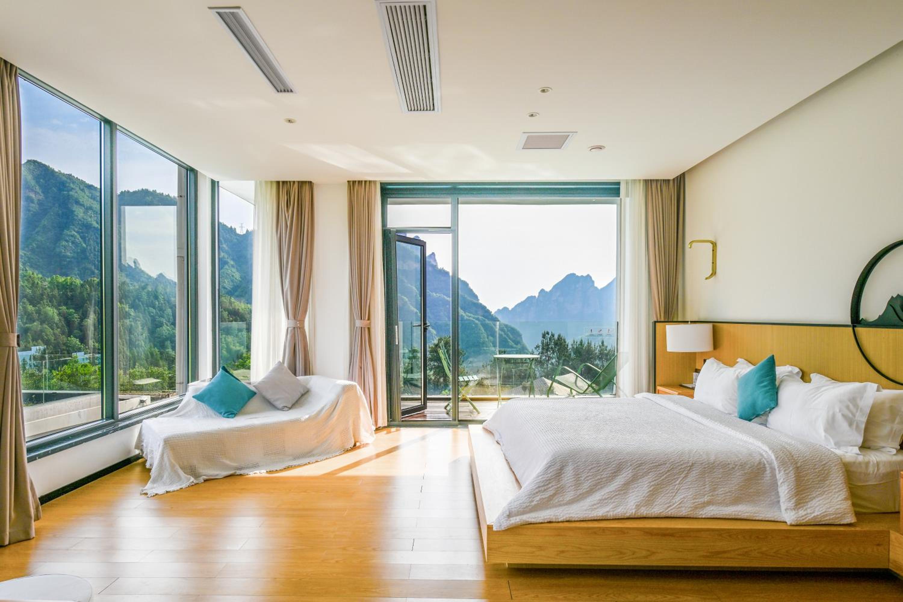 Superior Double Room with Mountain View
