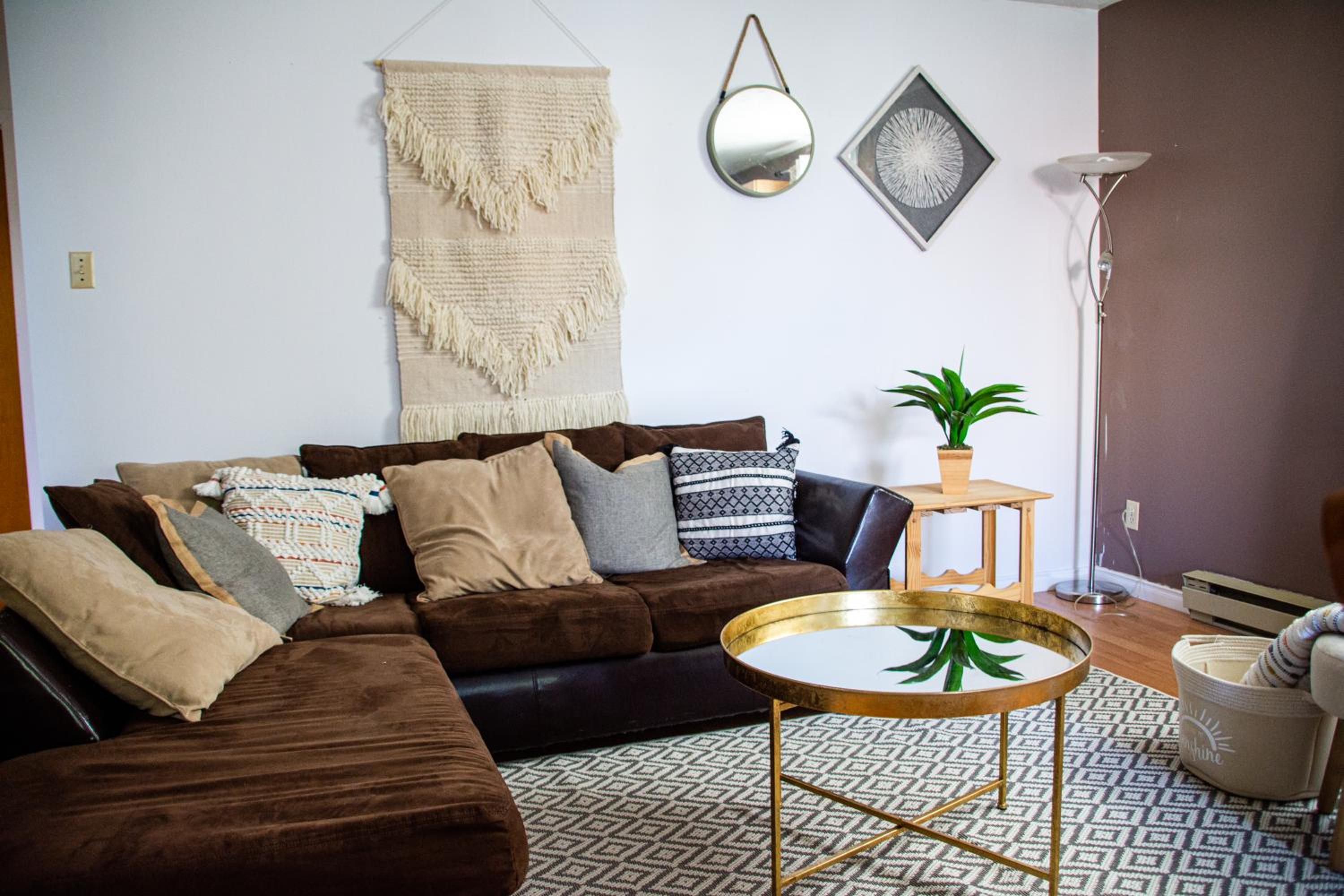 Three-Bedroom Apartment photo 1