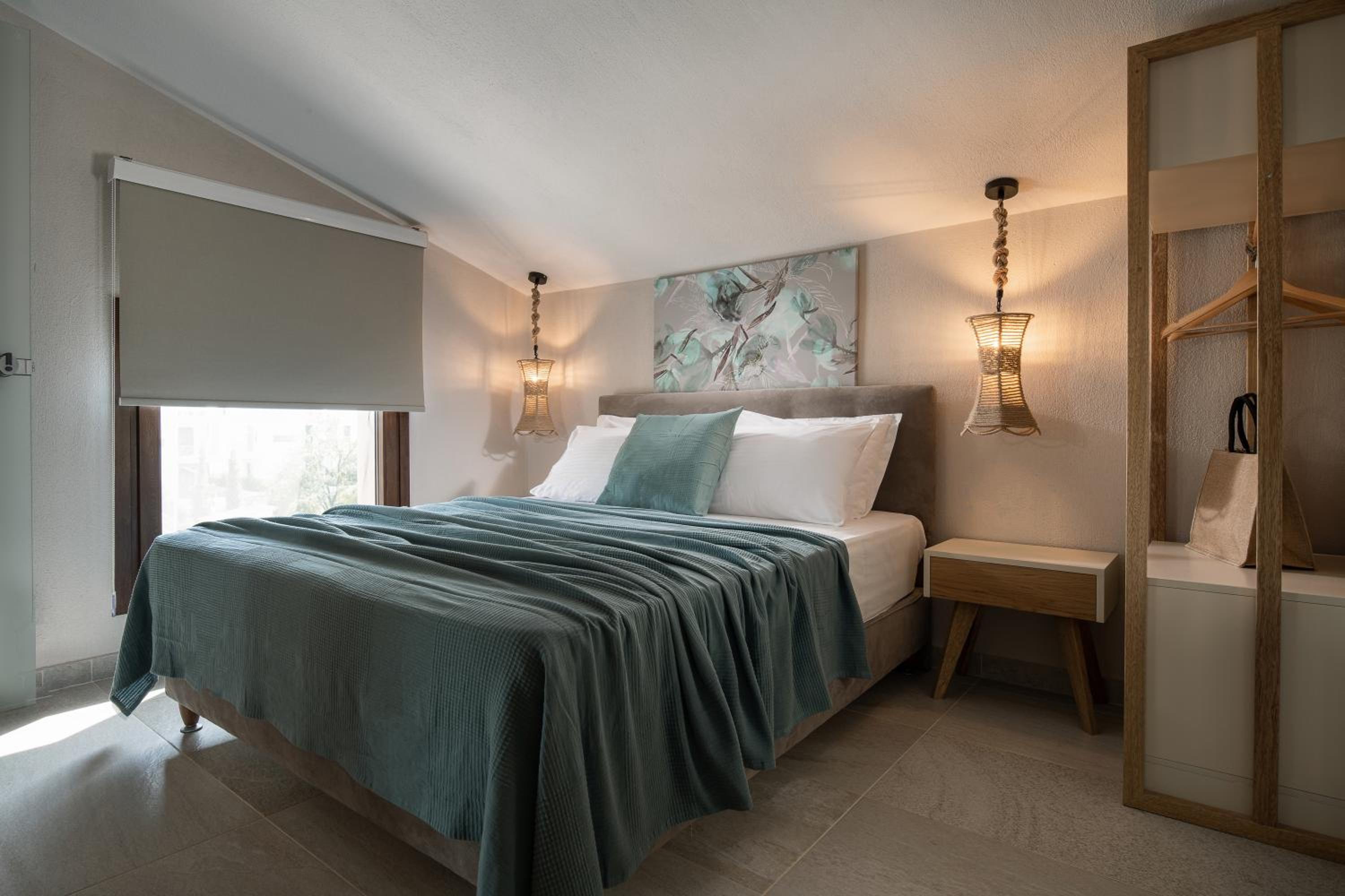 Two-Bedroom Suite - Photo 2