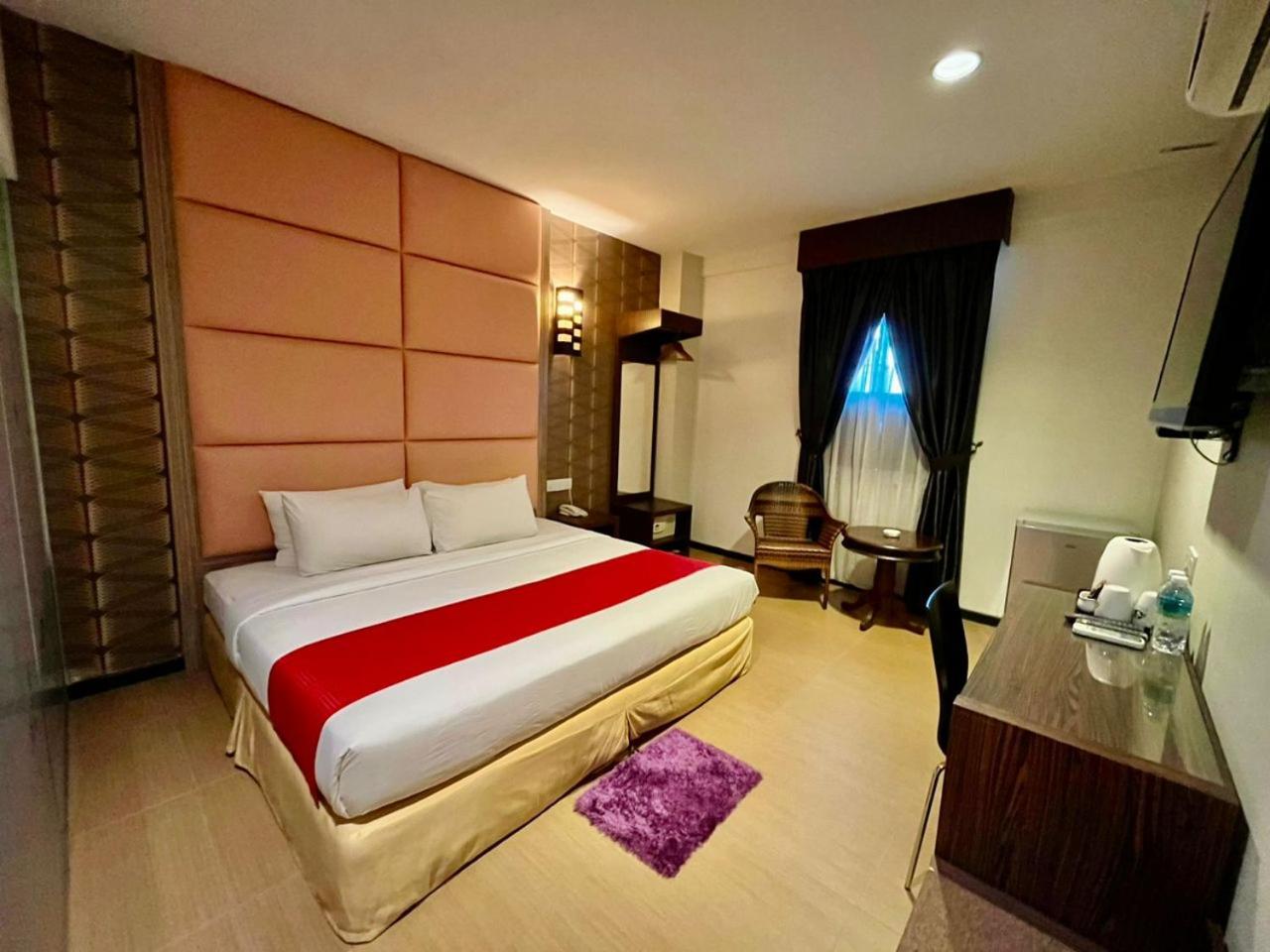 King Room with Spa Bath