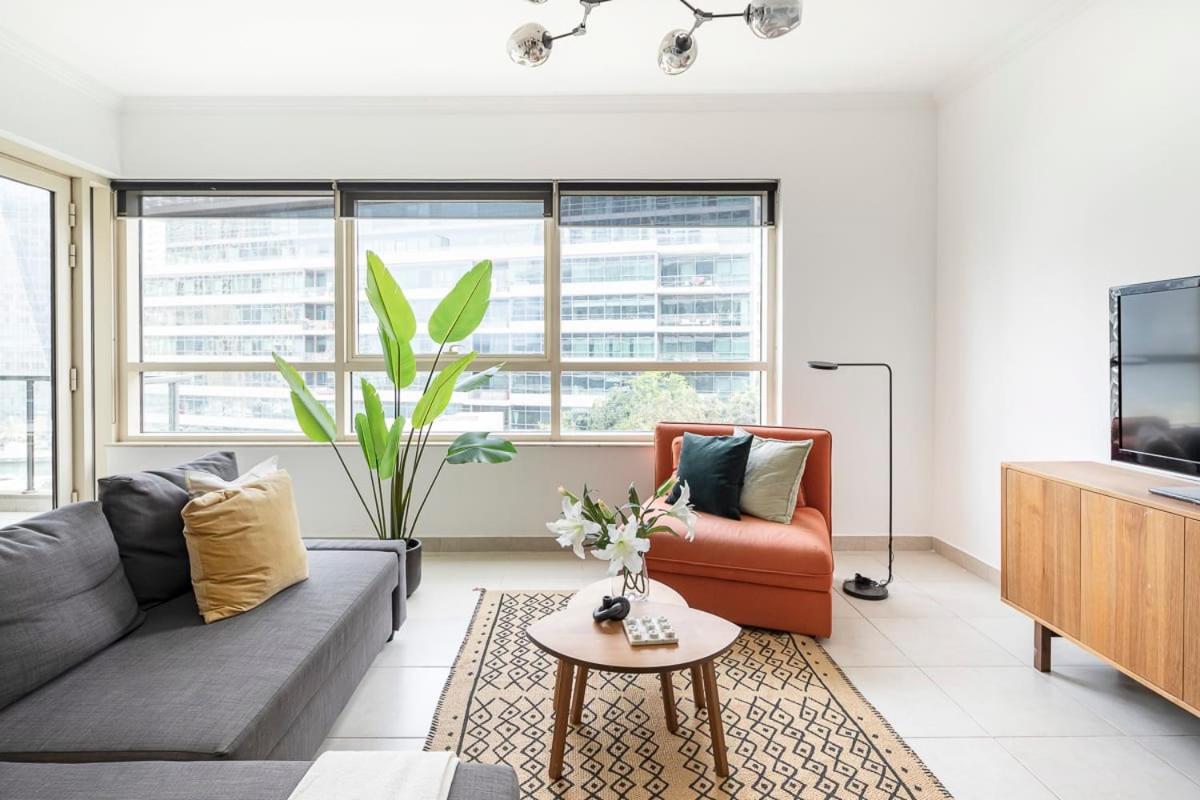 Apartment photo 2