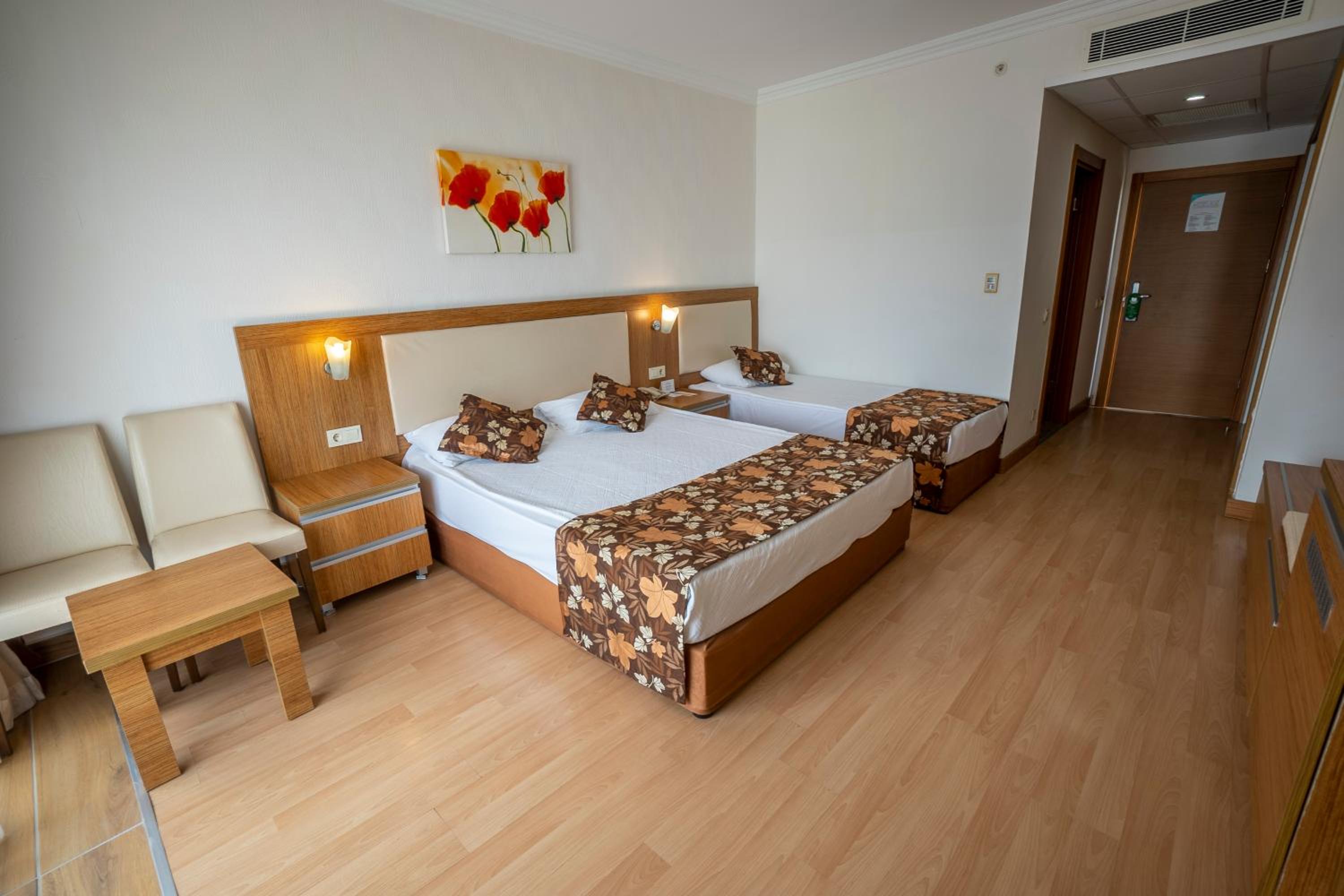 Budget Double Room photo 1