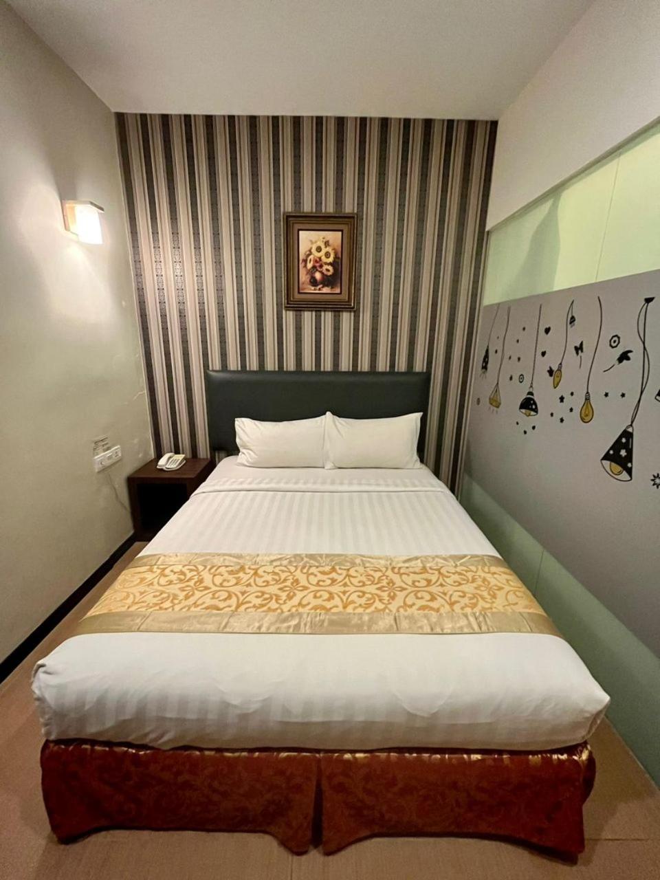 Superior Queen Room
