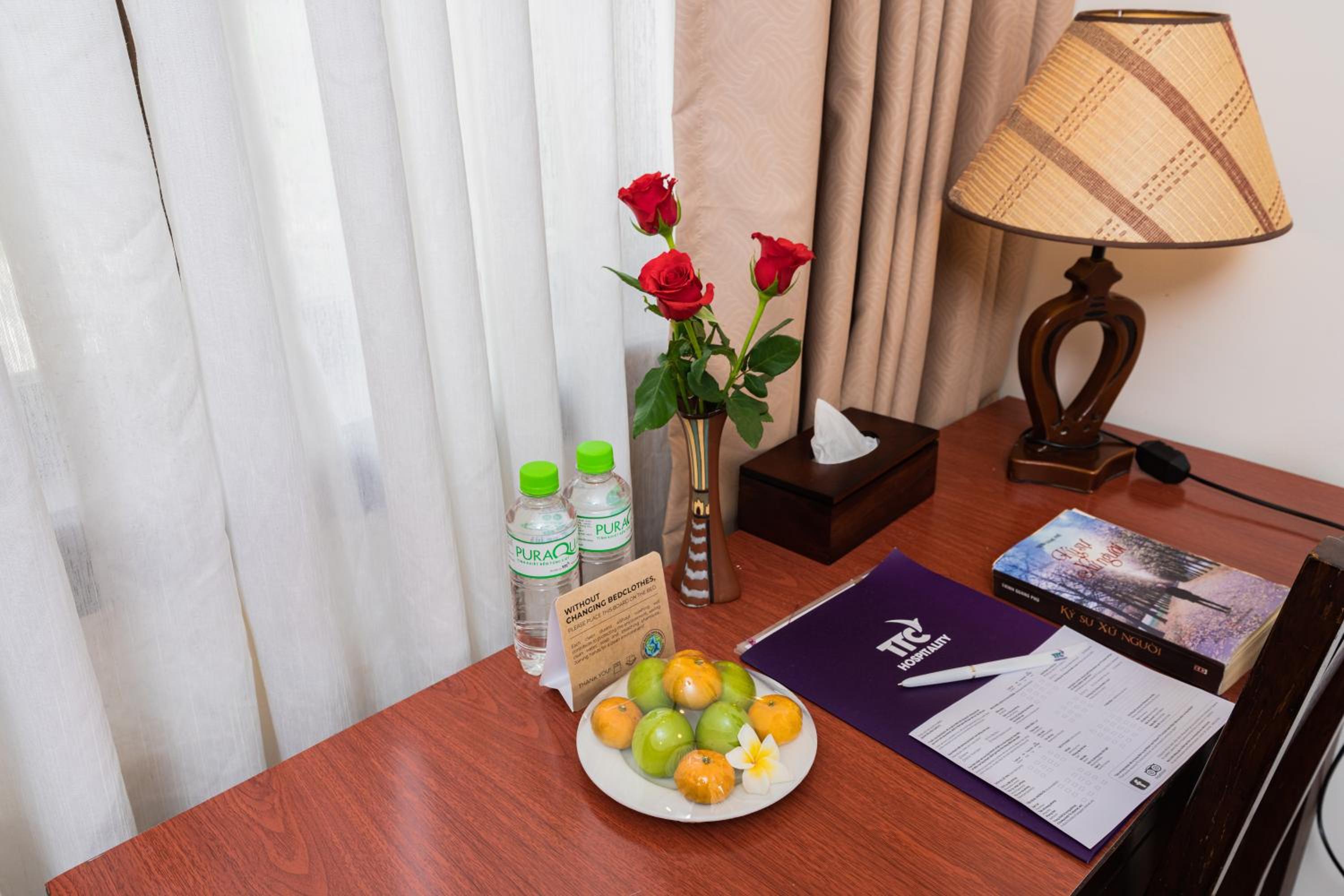 Senior Suite Double with Pool View	 - Photo 7
