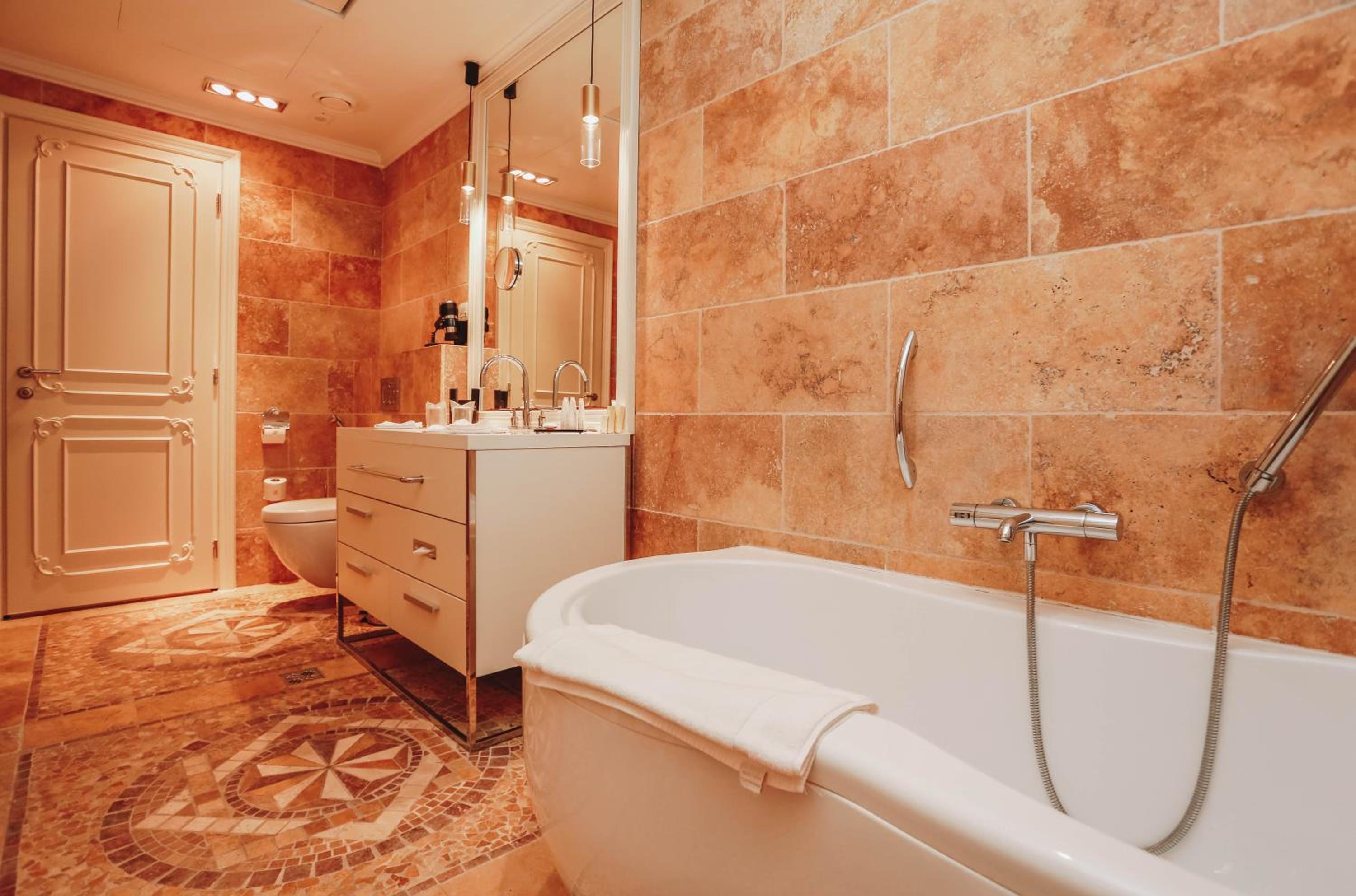 Family Suite photo 2