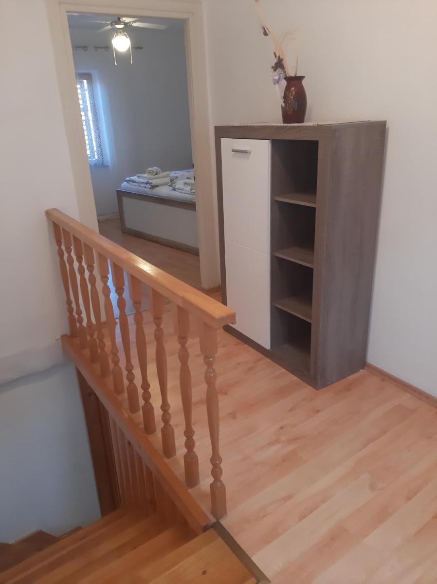 Two-Bedroom Holiday Home with Balcony photo 2