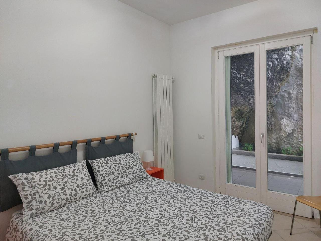 Two-Bedroom House photo 3