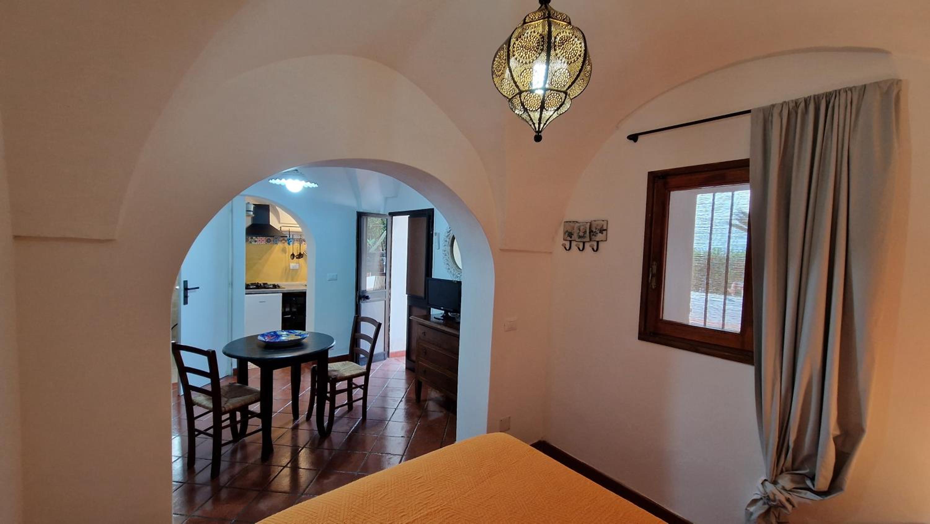 Studio Apartment photo 3