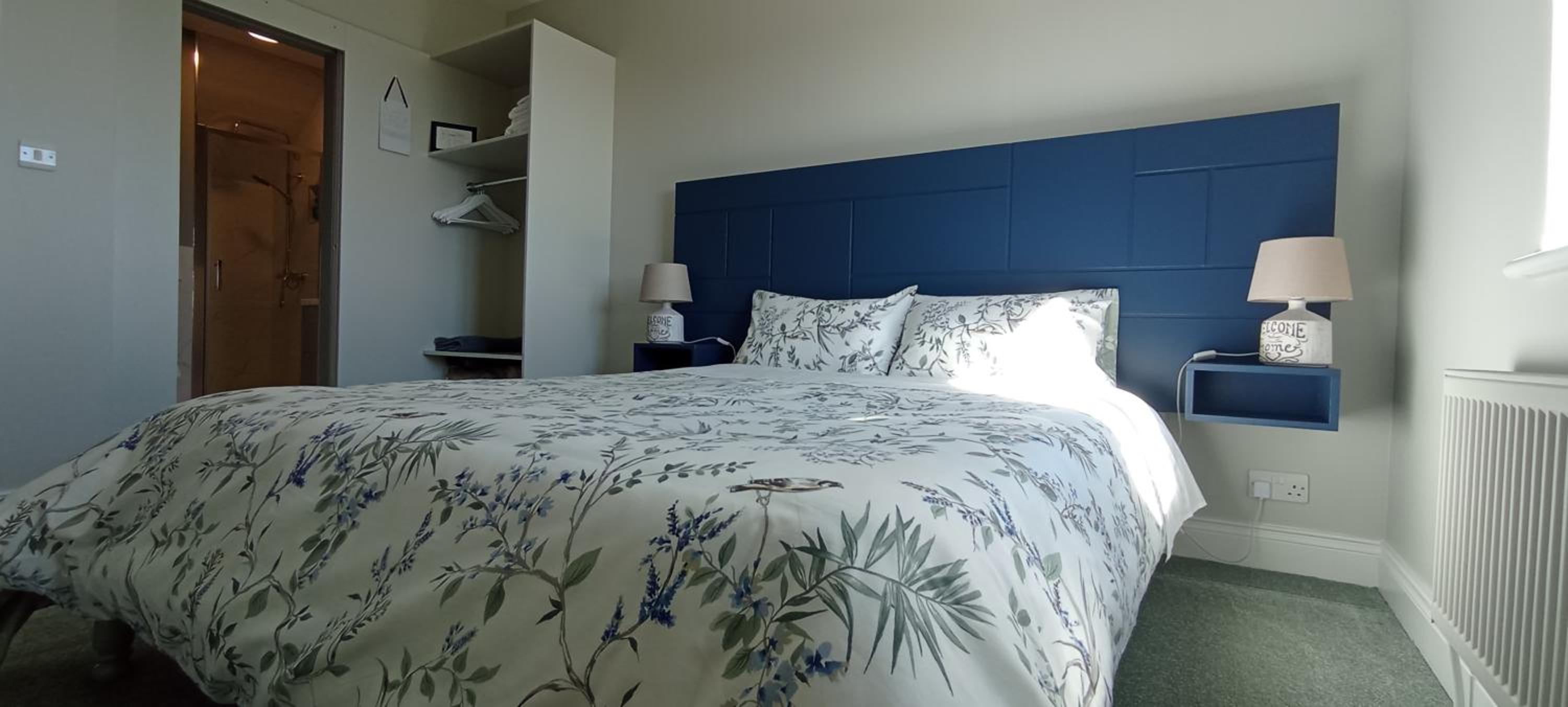 Deluxe King Room photo 3