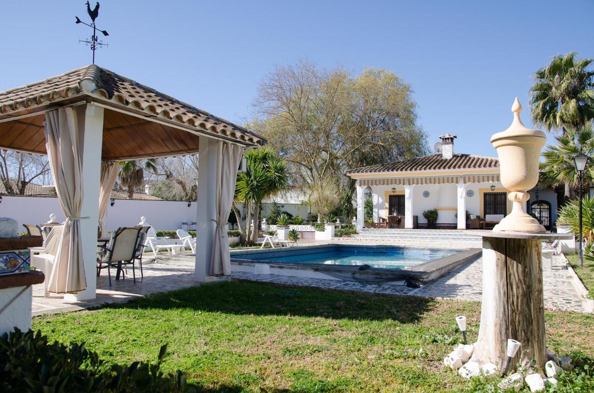 Villa photo 3